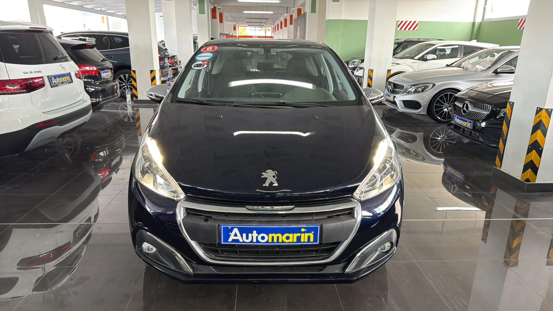 View 2 - Peugeot 208 - 2016