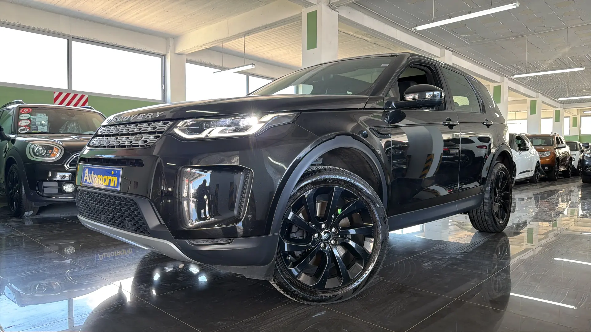 View 1 - Land Rover Discovery Sport - 2020