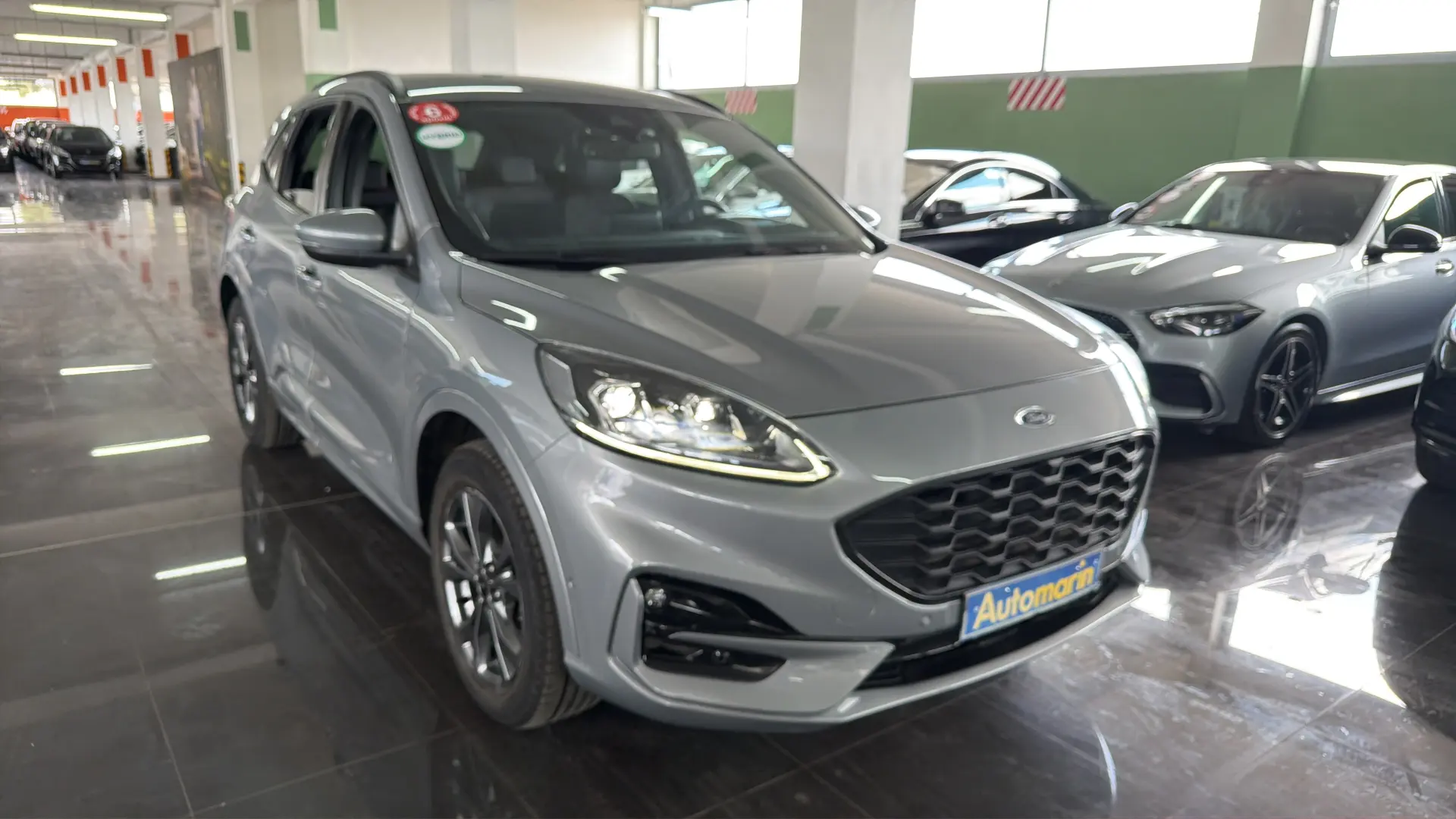 View 3 - Ford Kuga - 2022