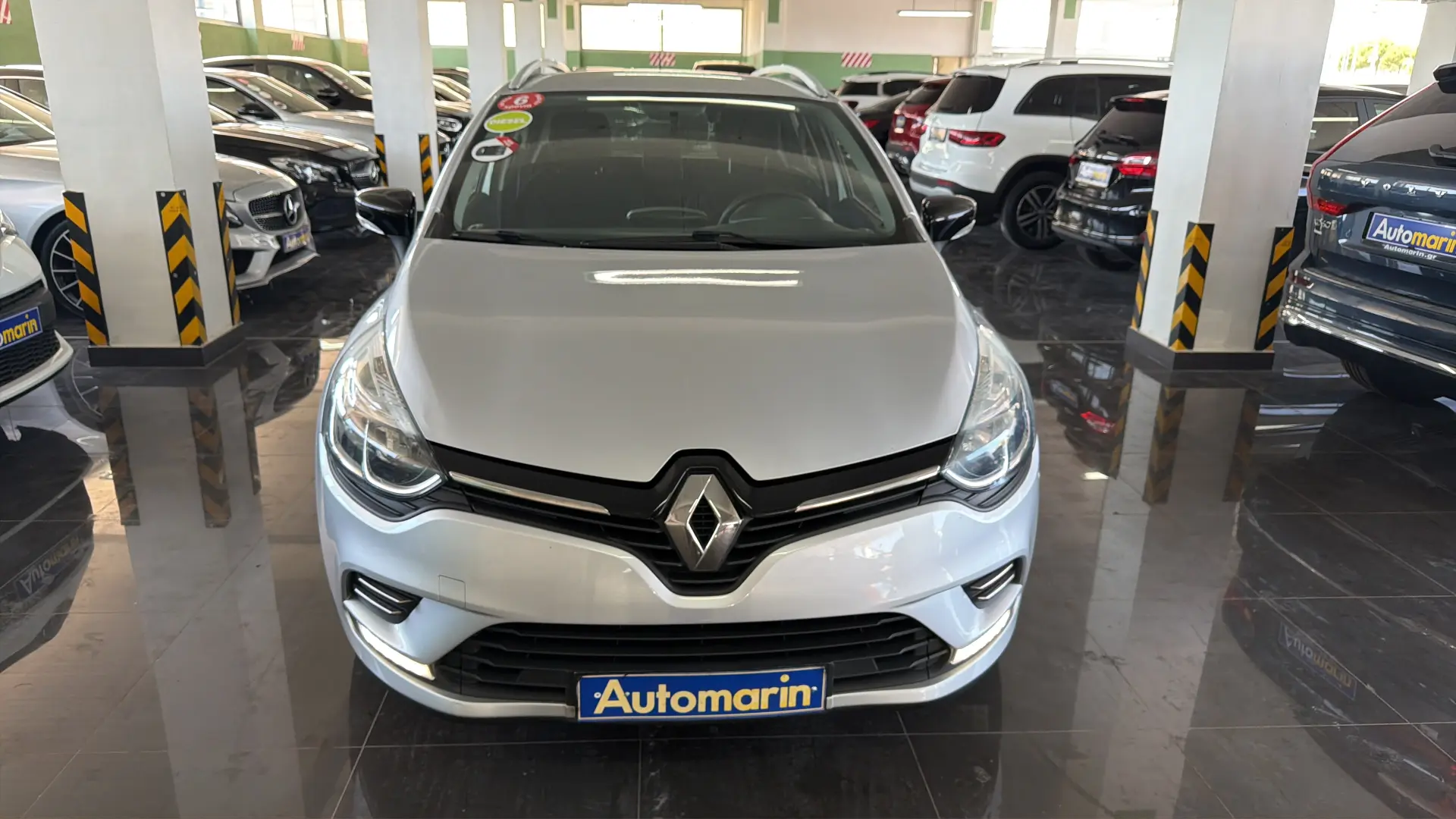 View 2 - Renault Clio - 2018