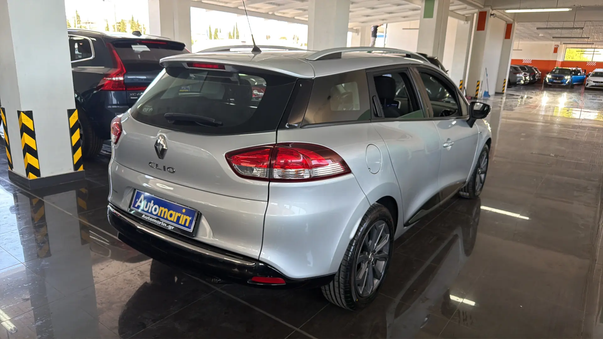 View 4 - Renault Clio - 2018