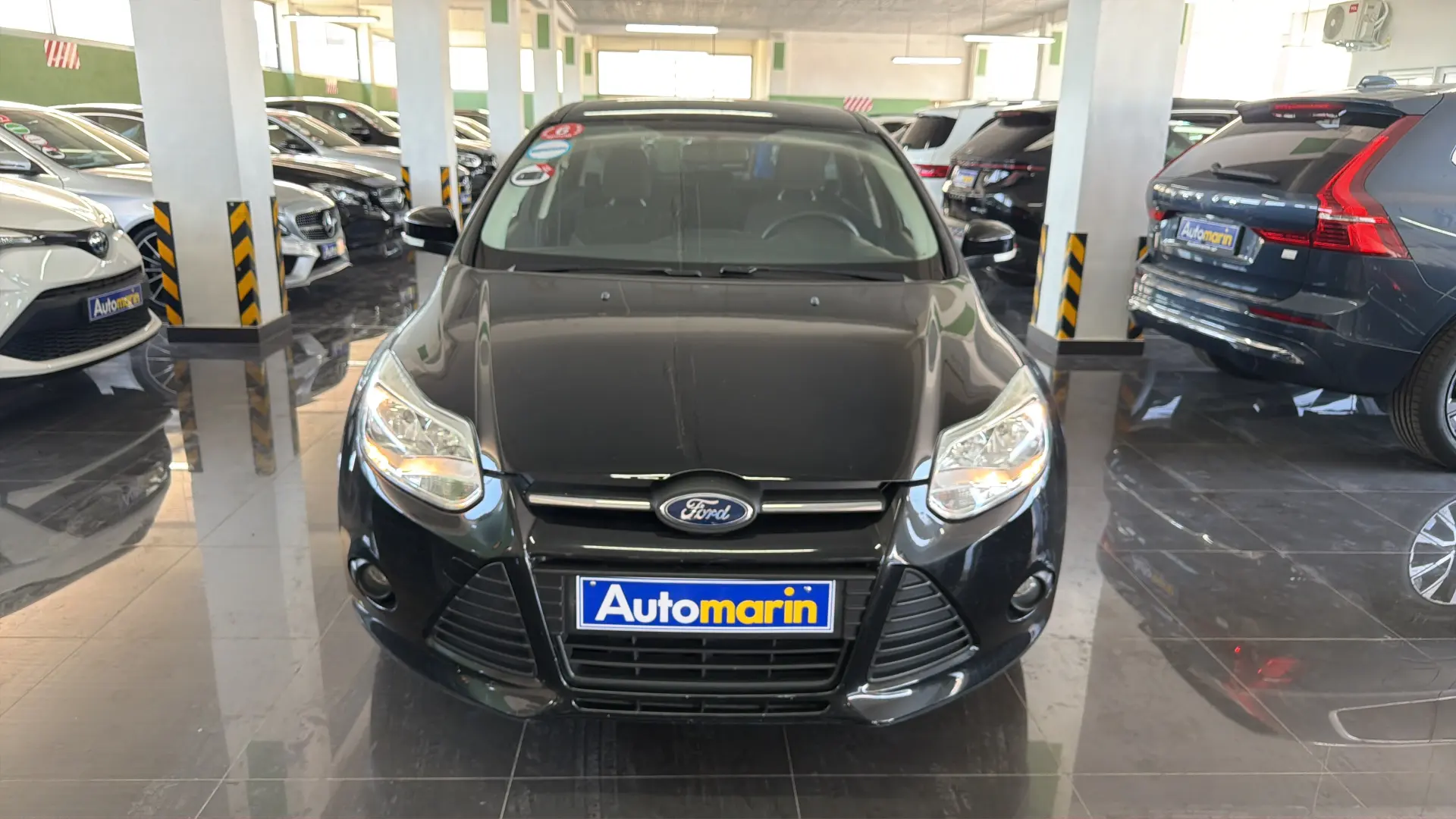 View 2 - Ford Focus - 2012