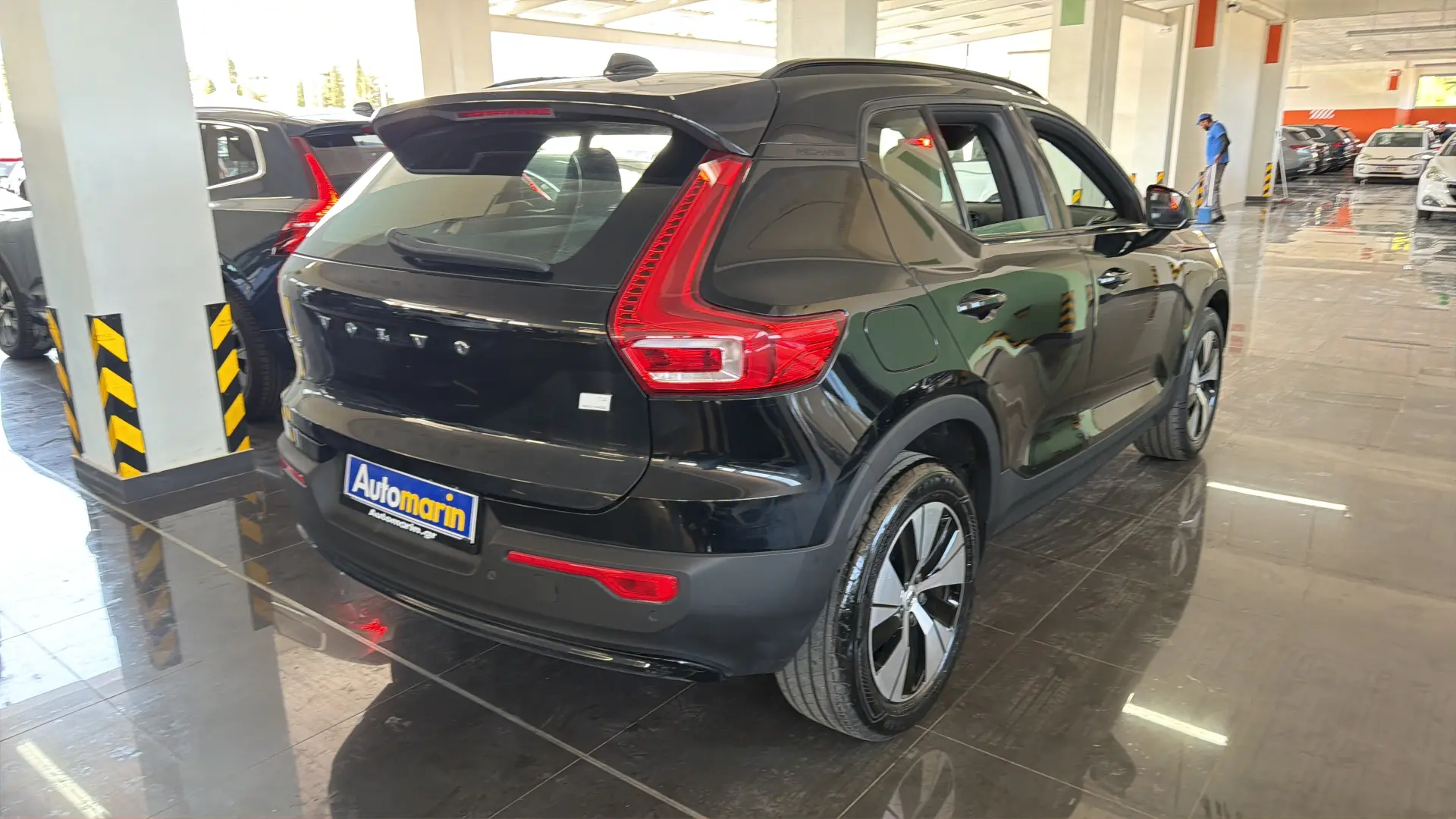 View 4 - Volvo XC40 - 2022
