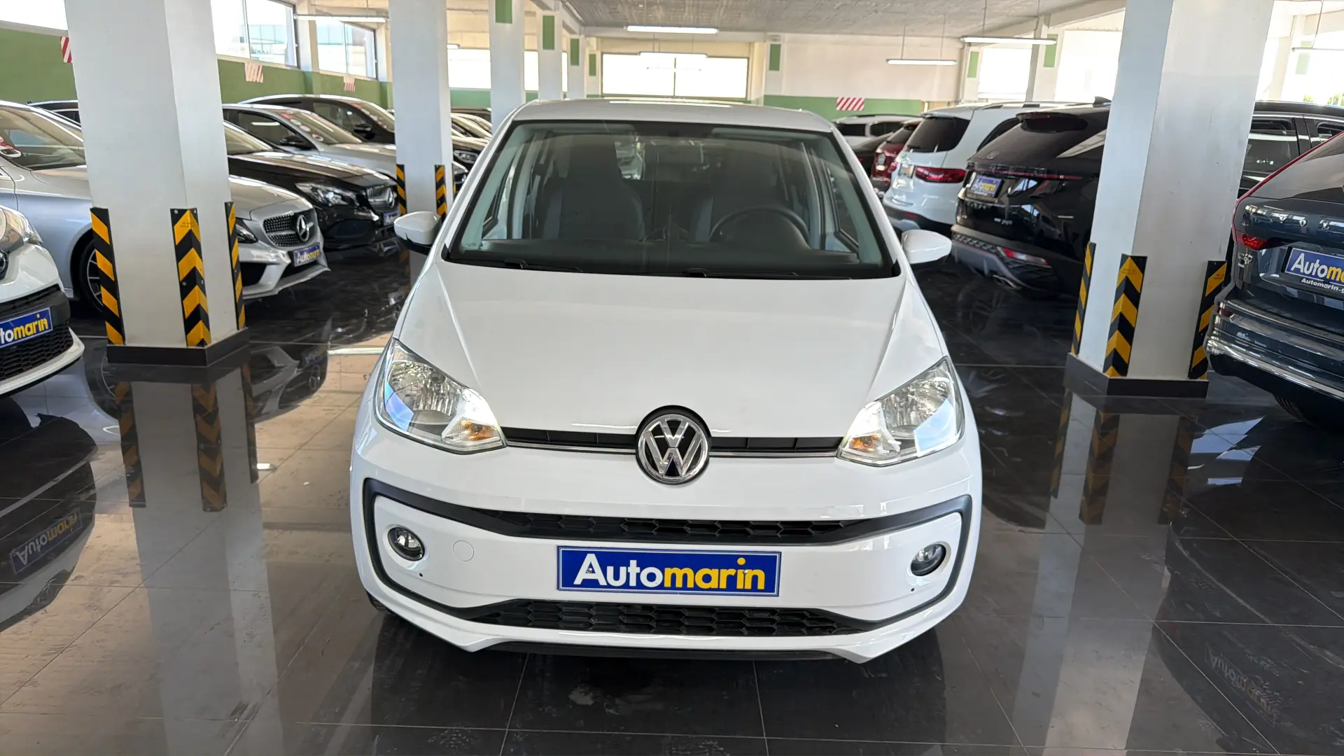 View 2 - Volkswagen Up - 2019