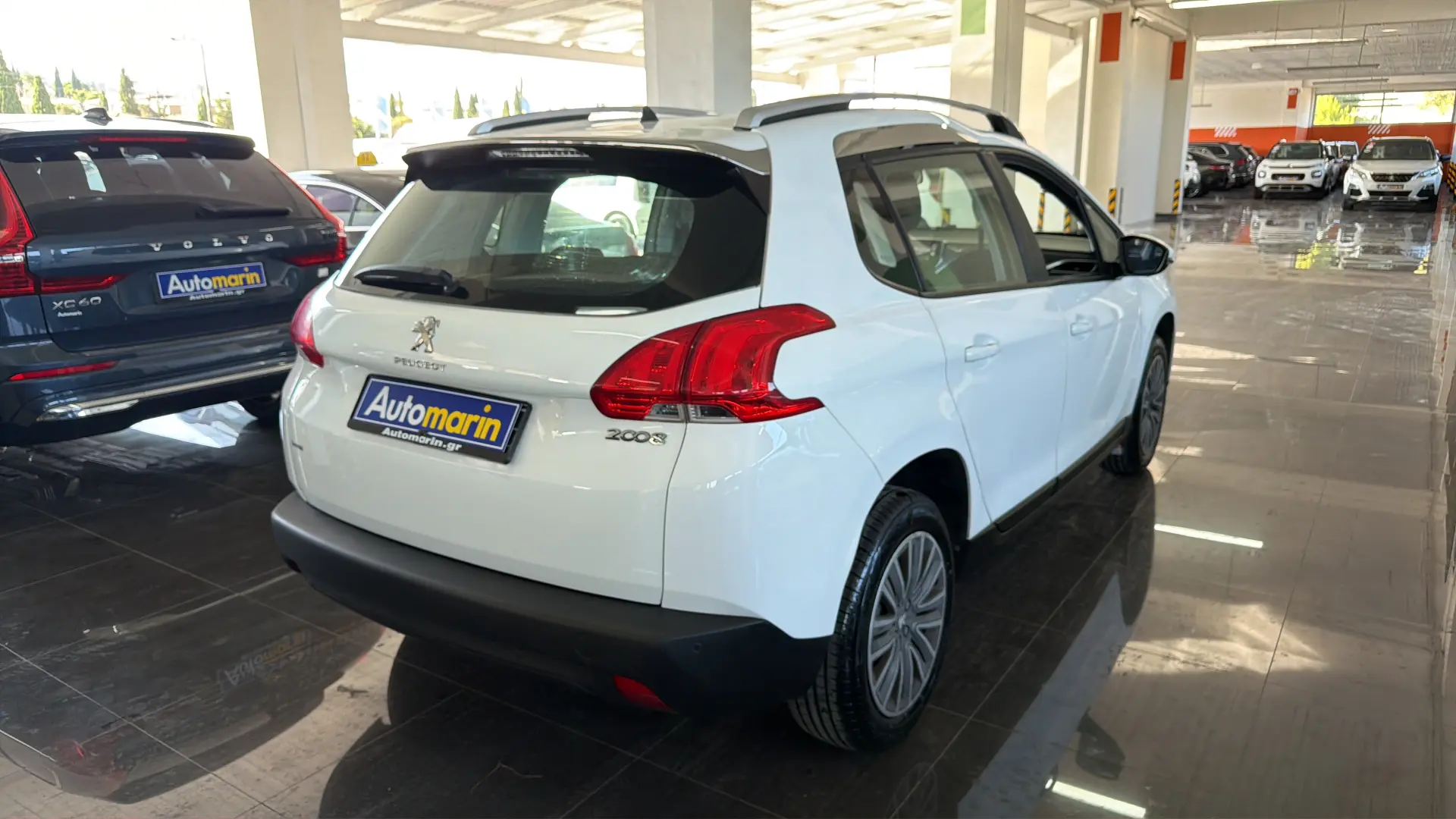 View 4 - Peugeot 2008 - 2015