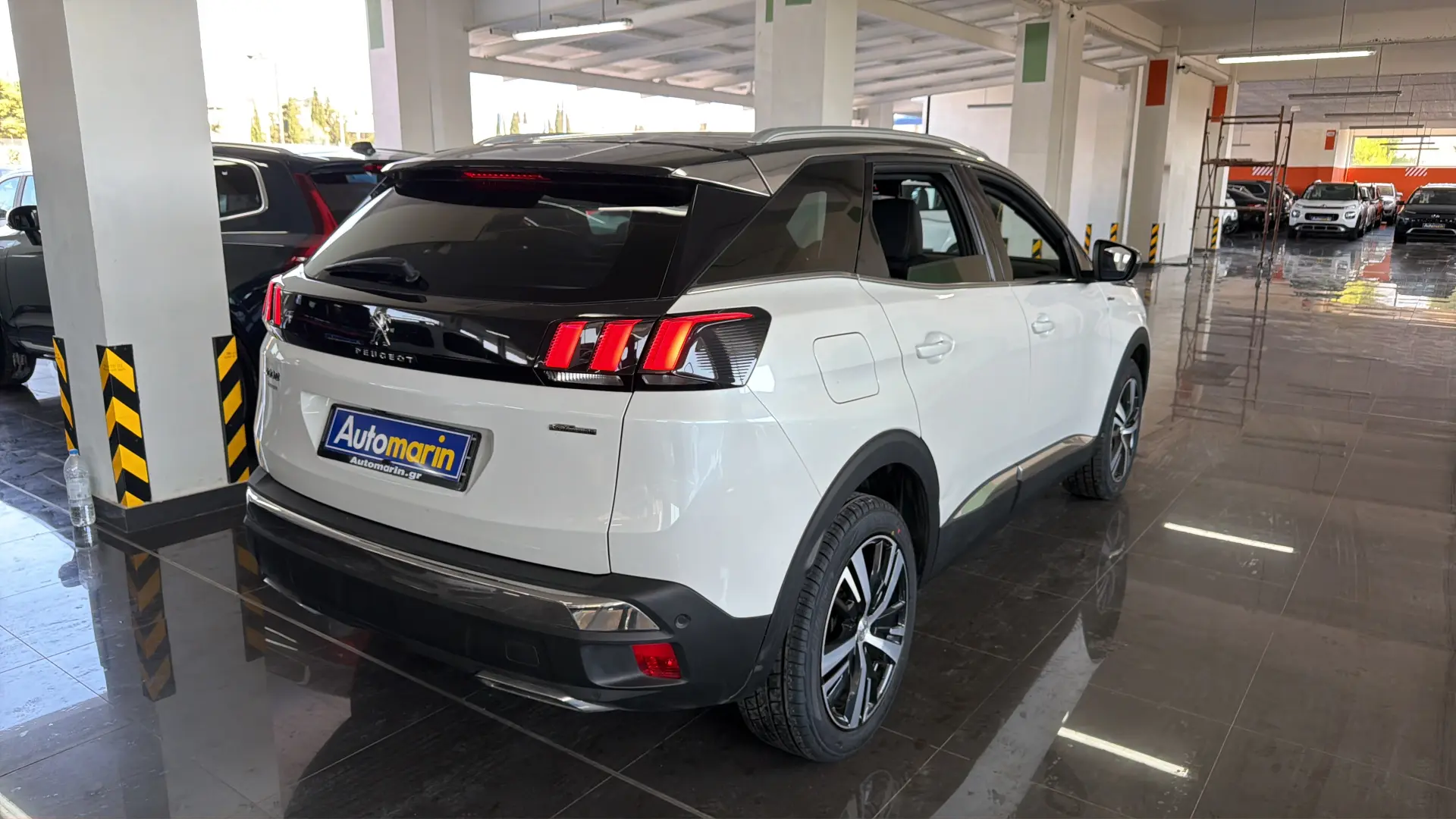 View 4 - Peugeot 3008 - 2019