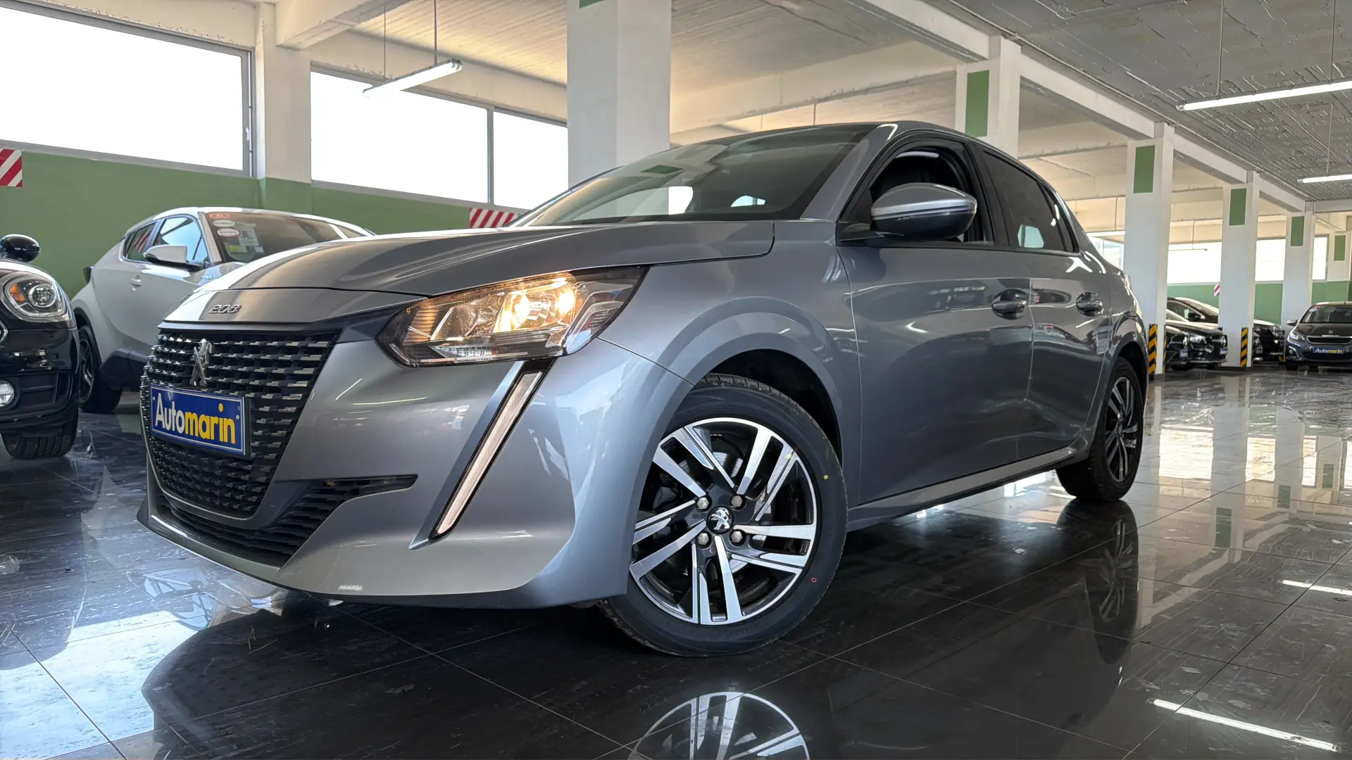 View 1 - Peugeot 208 - 2019