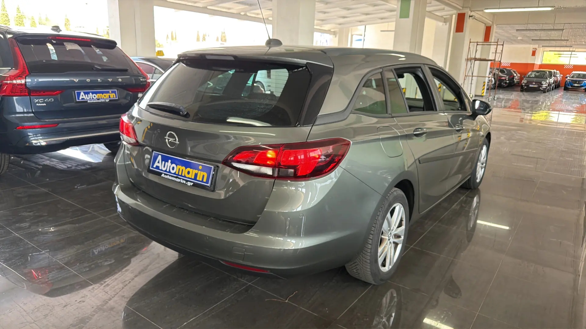 View 4 - Opel Astra - 2021
