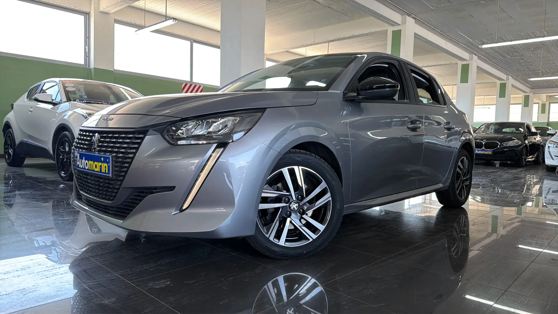 View 1 - Peugeot 208 - 2022
