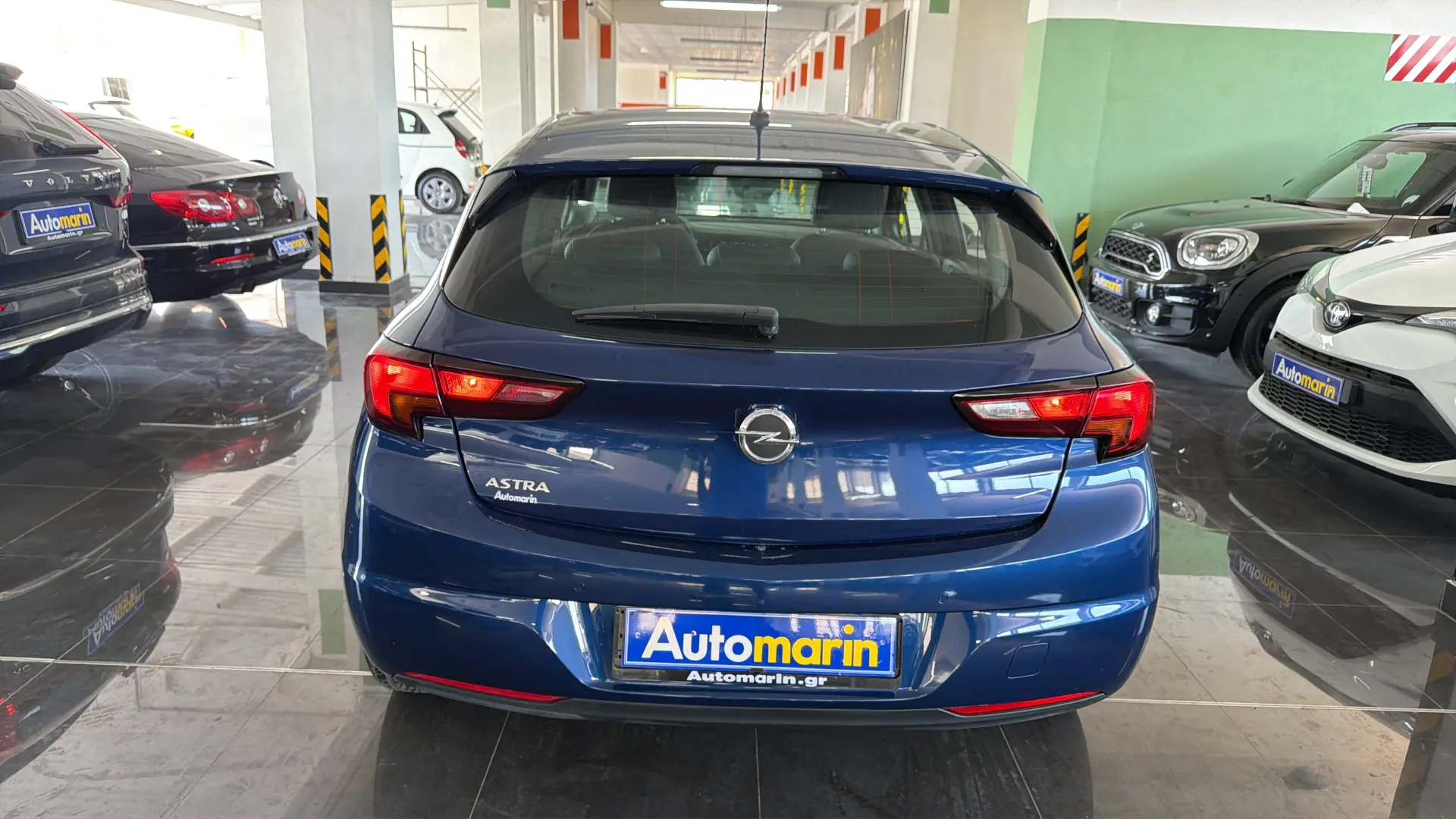 View 5 - Opel Astra - 2021