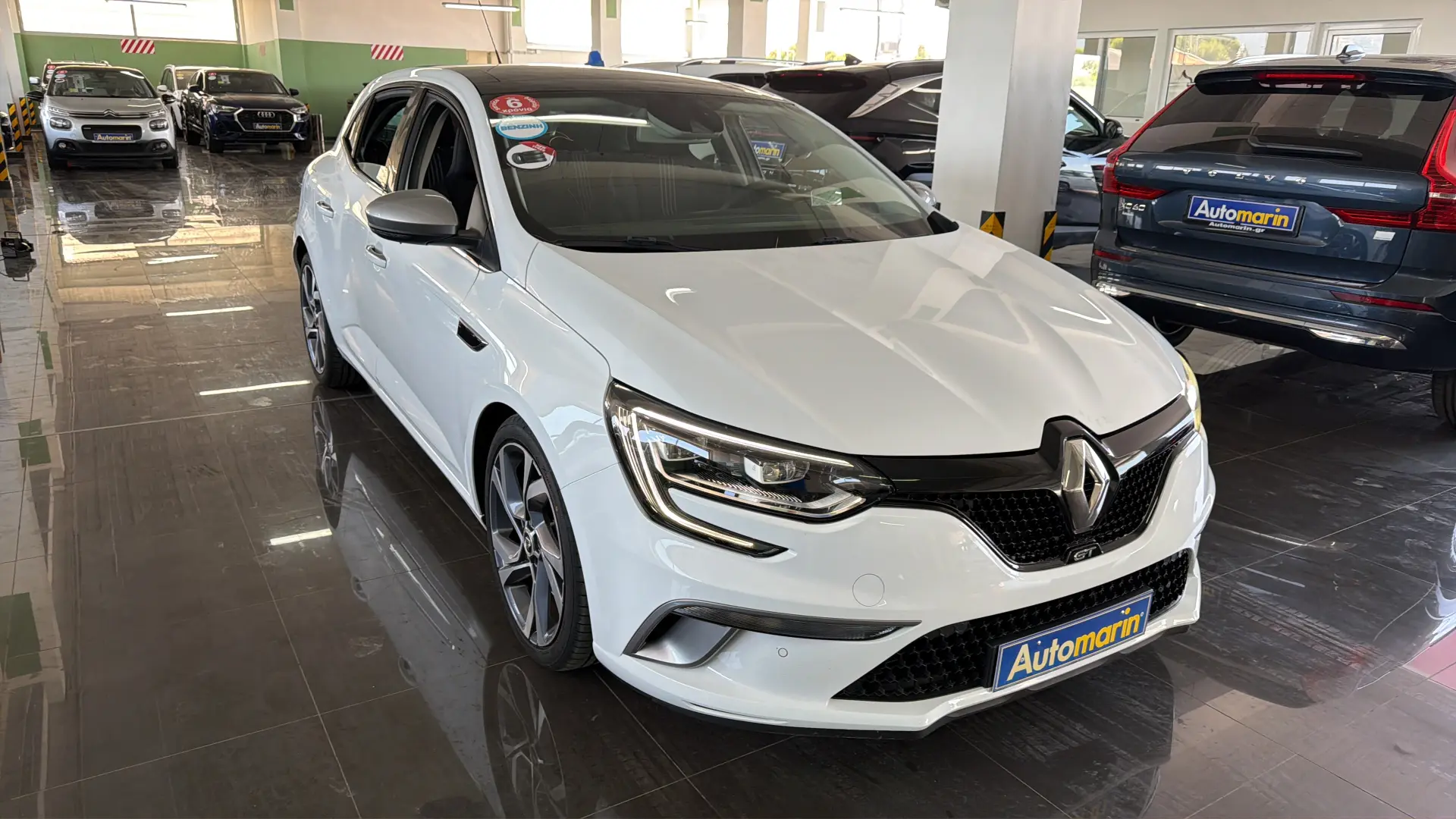 View 3 - Renault Megane - 2017