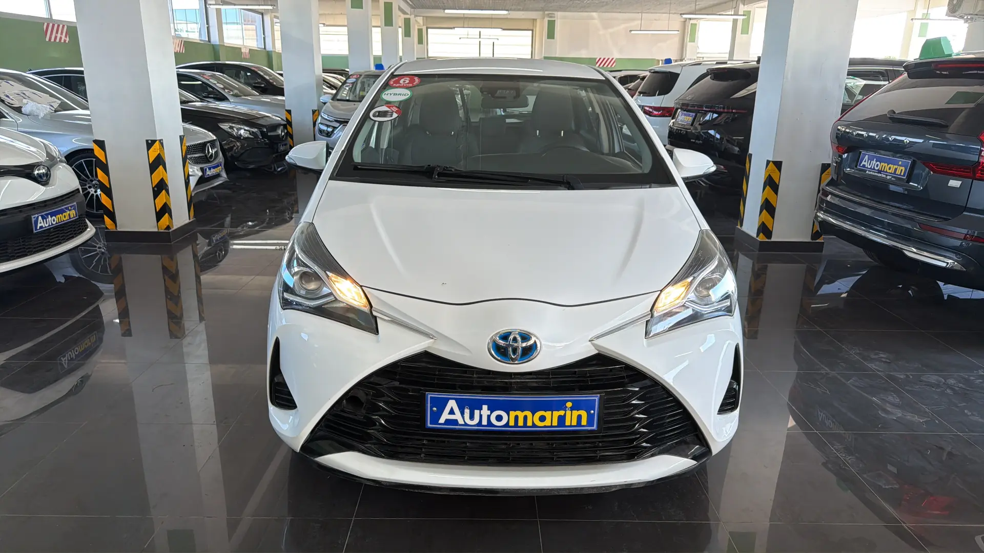 View 2 - Toyota Yaris - 2020