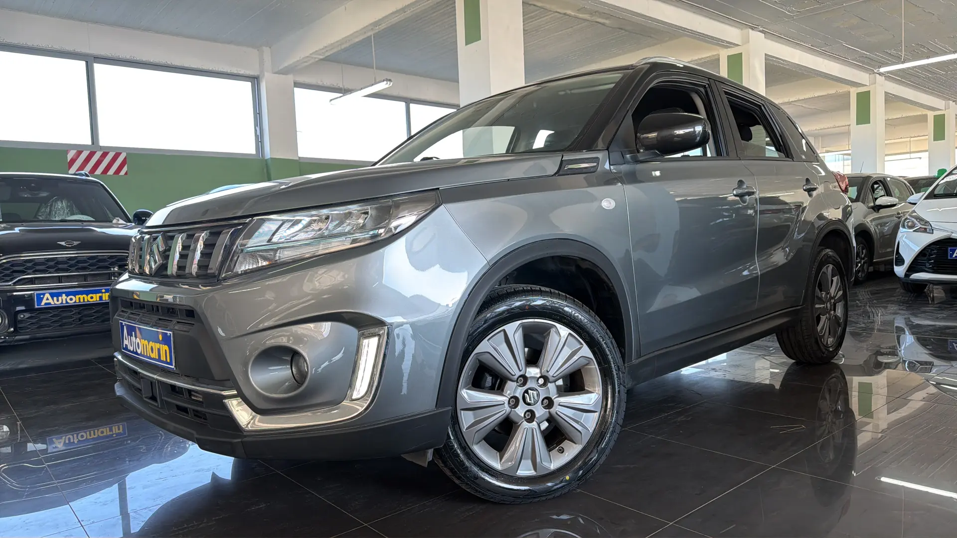 View 1 - Suzuki Vitara - 2021