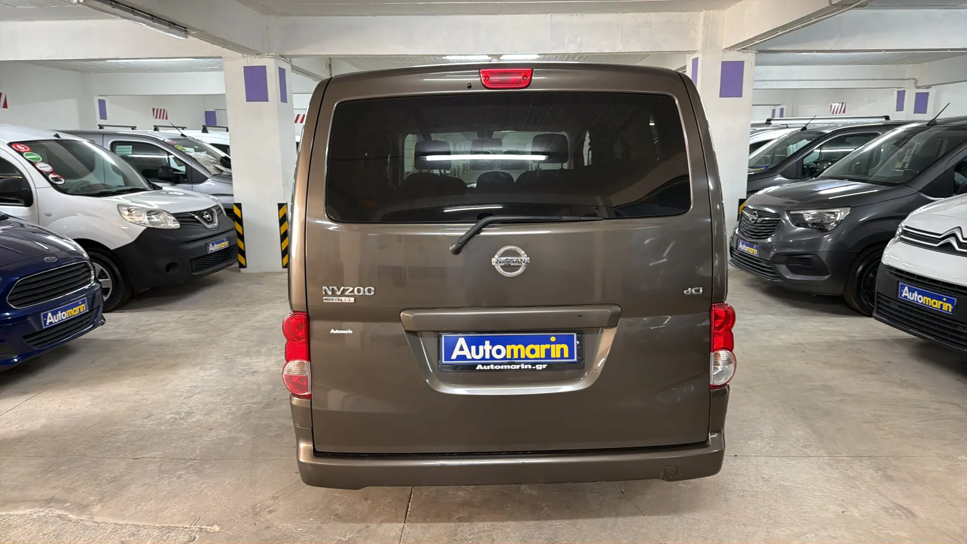 View 5 - Nissan Evalia - 2016