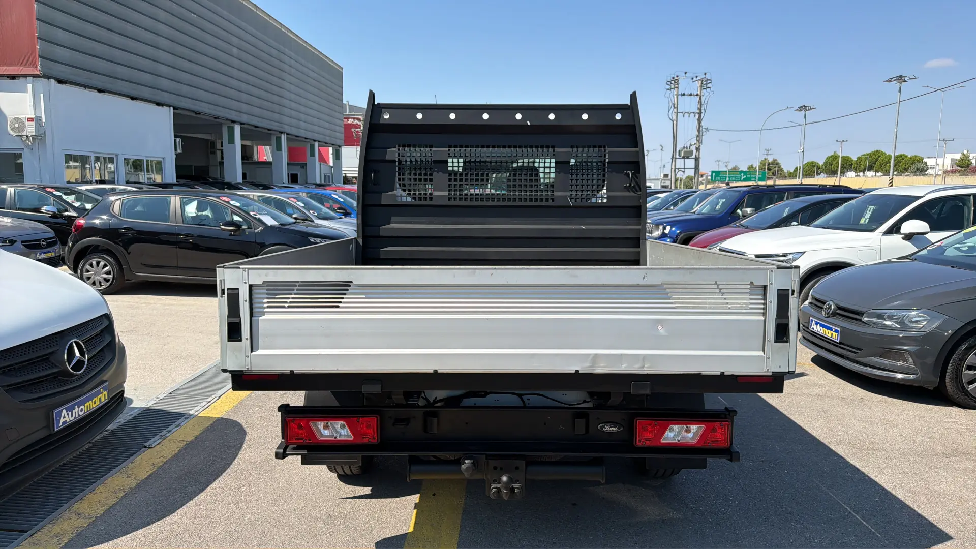 View 5 - Ford Transit - 2019