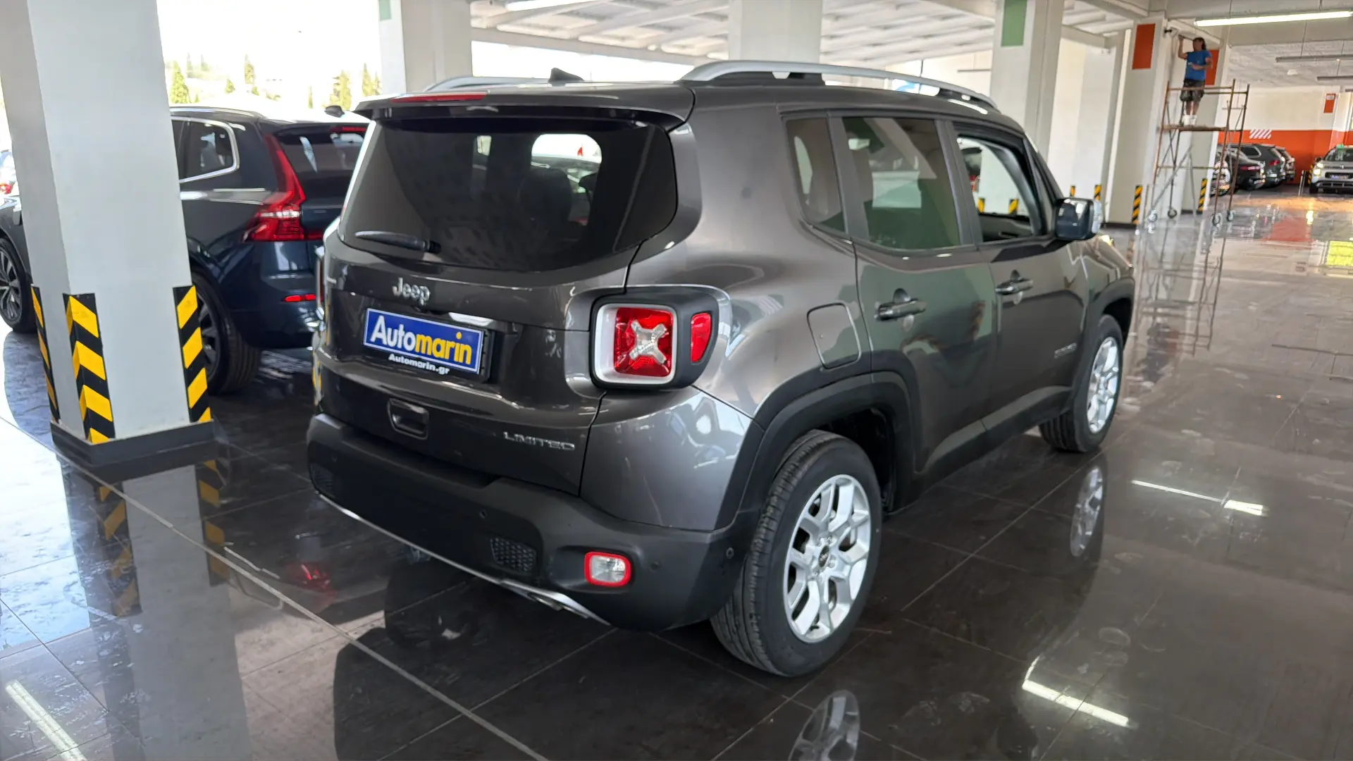 View 4 - Jeep Renegade - 2018