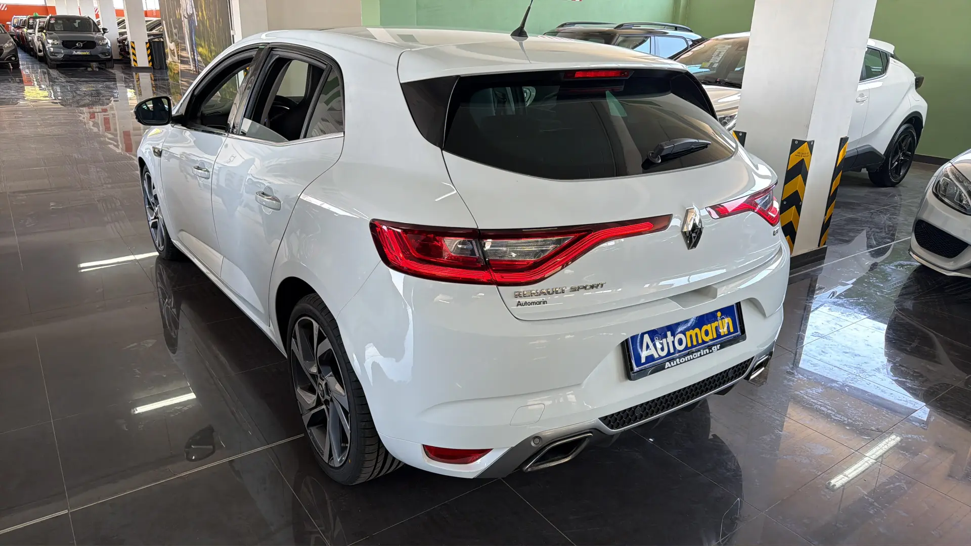 View 4 - Renault Megane - 2017