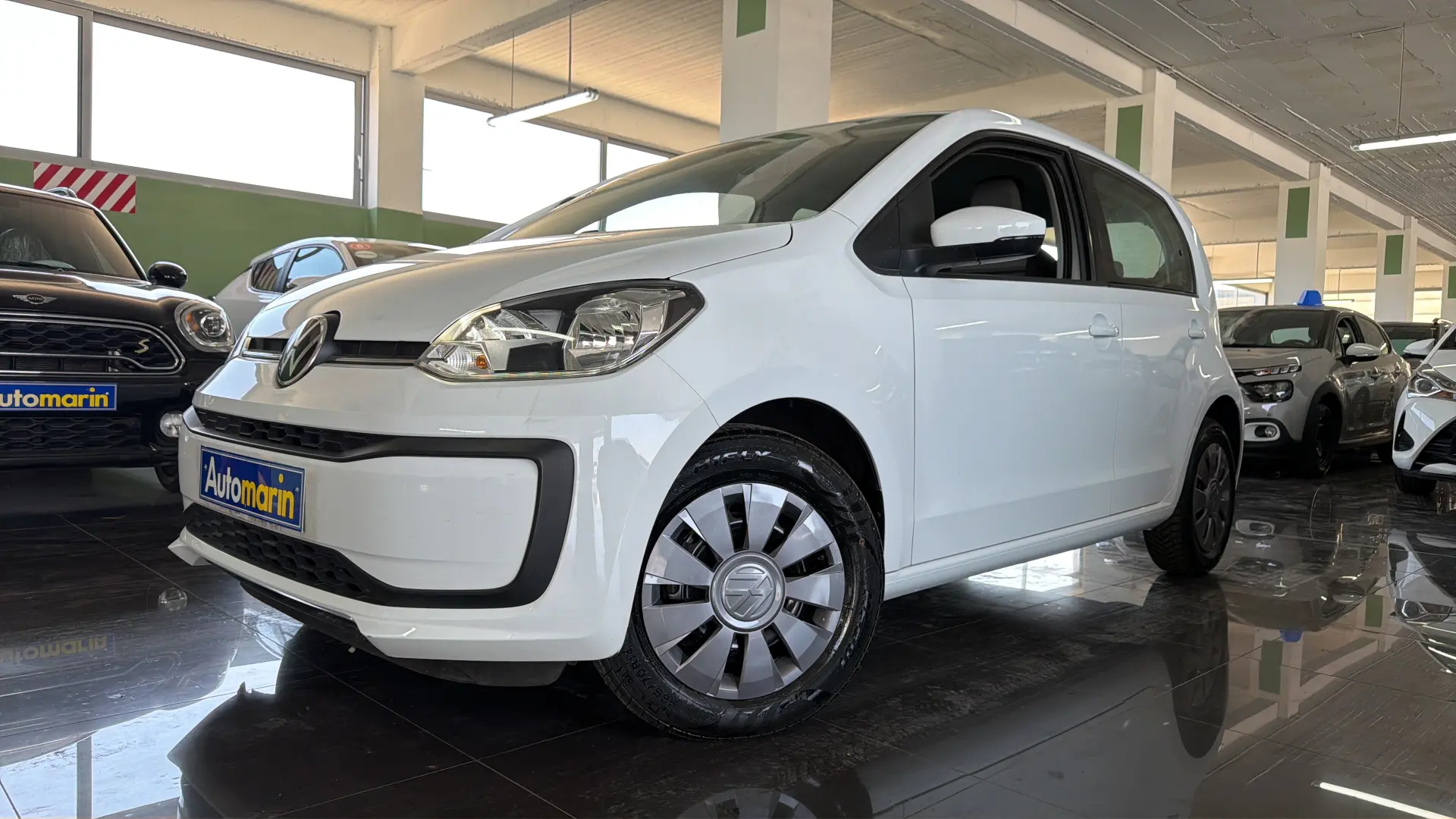 View 1 - Volkswagen Up - 2020