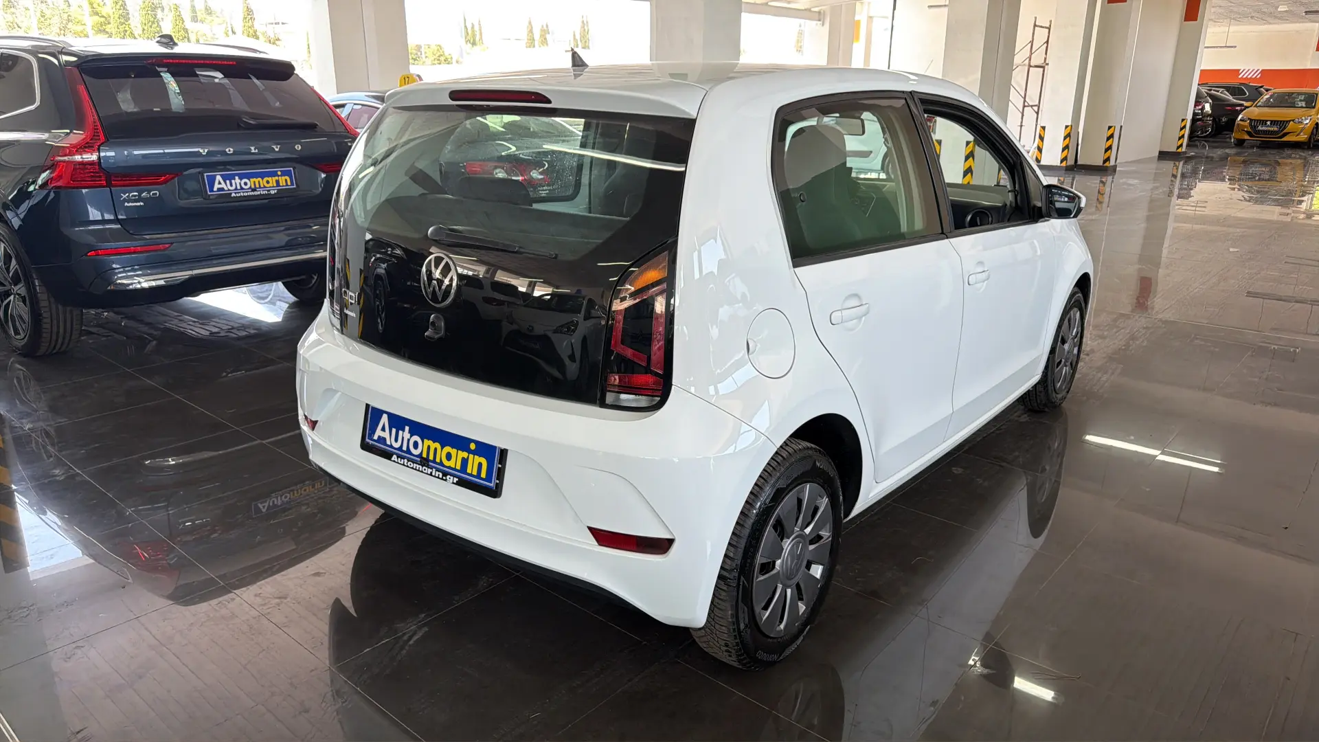 View 4 - Volkswagen Up - 2020