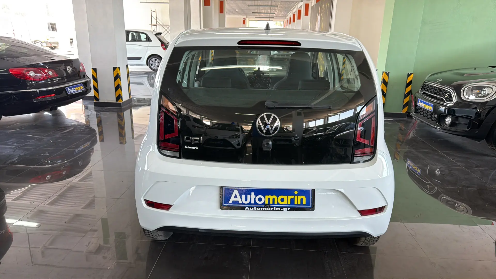 View 5 - Volkswagen Up - 2020