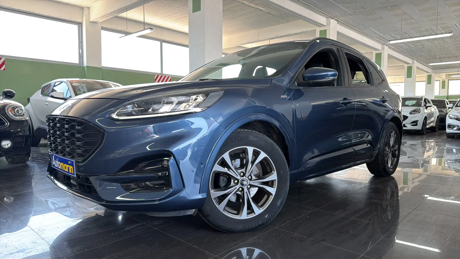 View 1 - Ford Kuga - 2021
