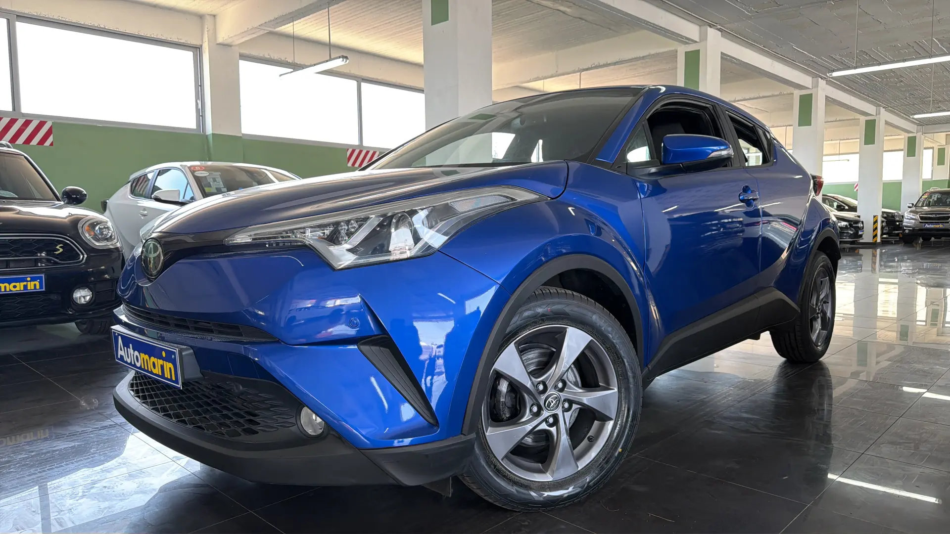 View 1 - Toyota C-HR - 2017