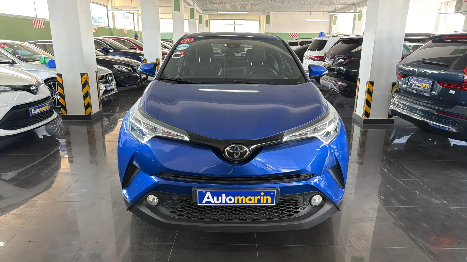 View 2 - Toyota C-HR - 2017