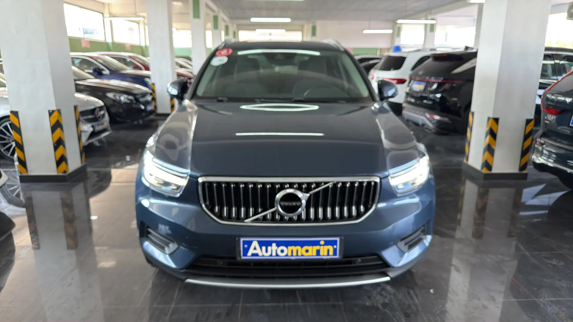 View 2 - Volvo XC40 - 2022