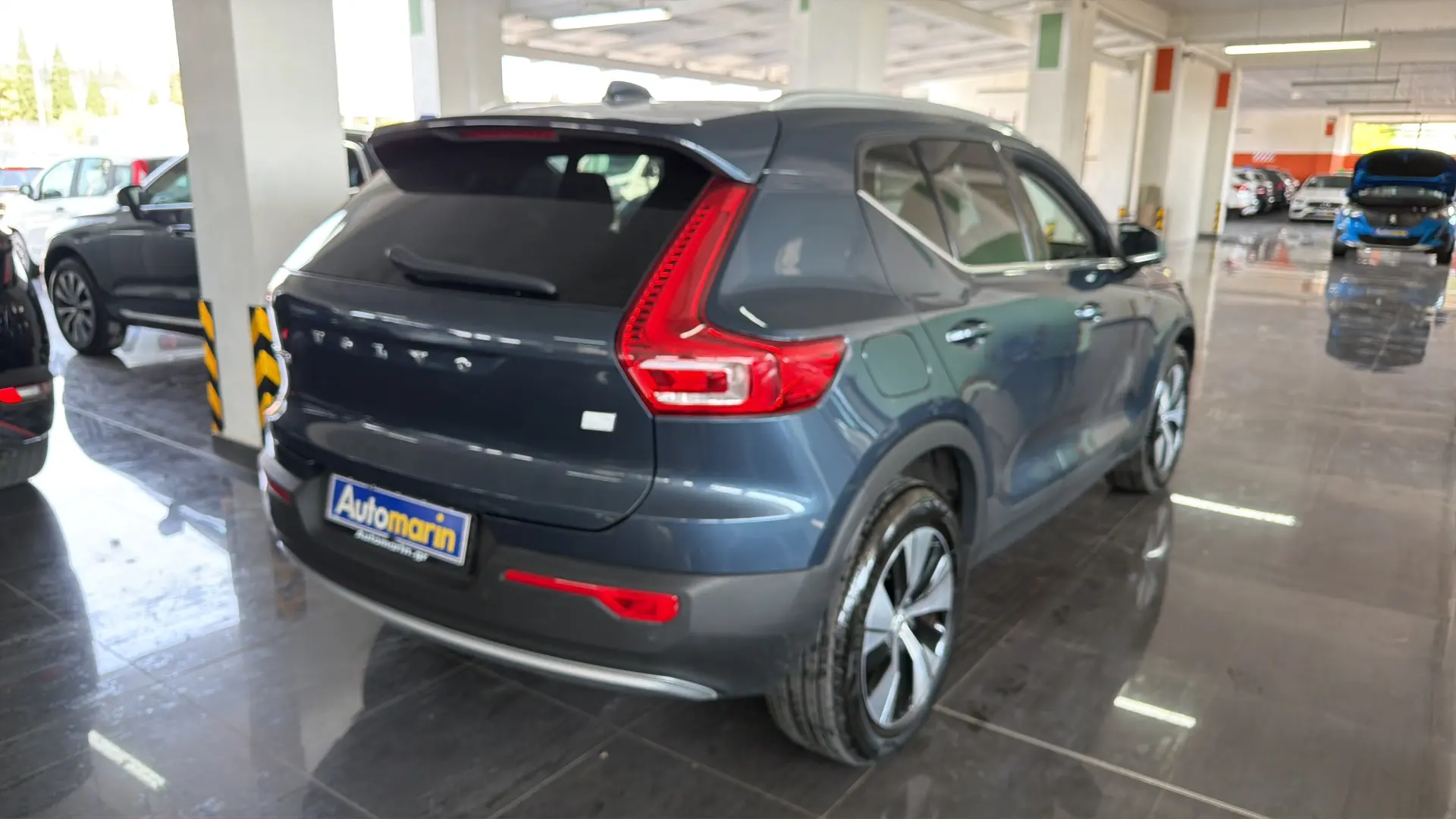 View 4 - Volvo XC40 - 2022
