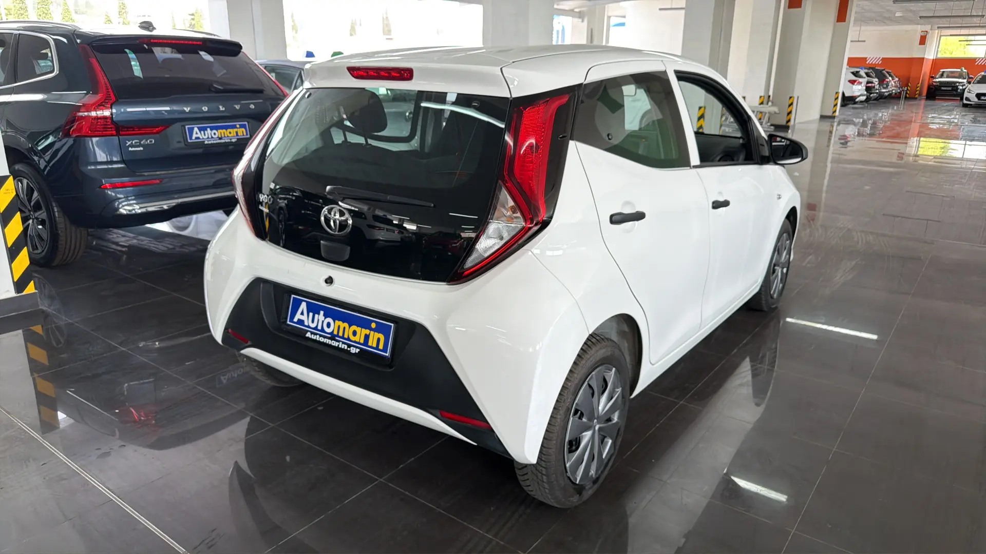 View 4 - Toyota Aygo - 2019