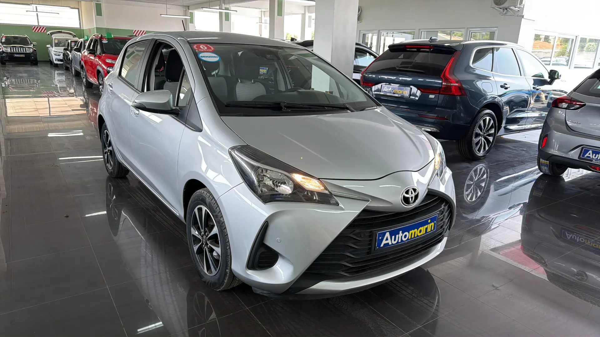 View 3 - Toyota Yaris - 2020