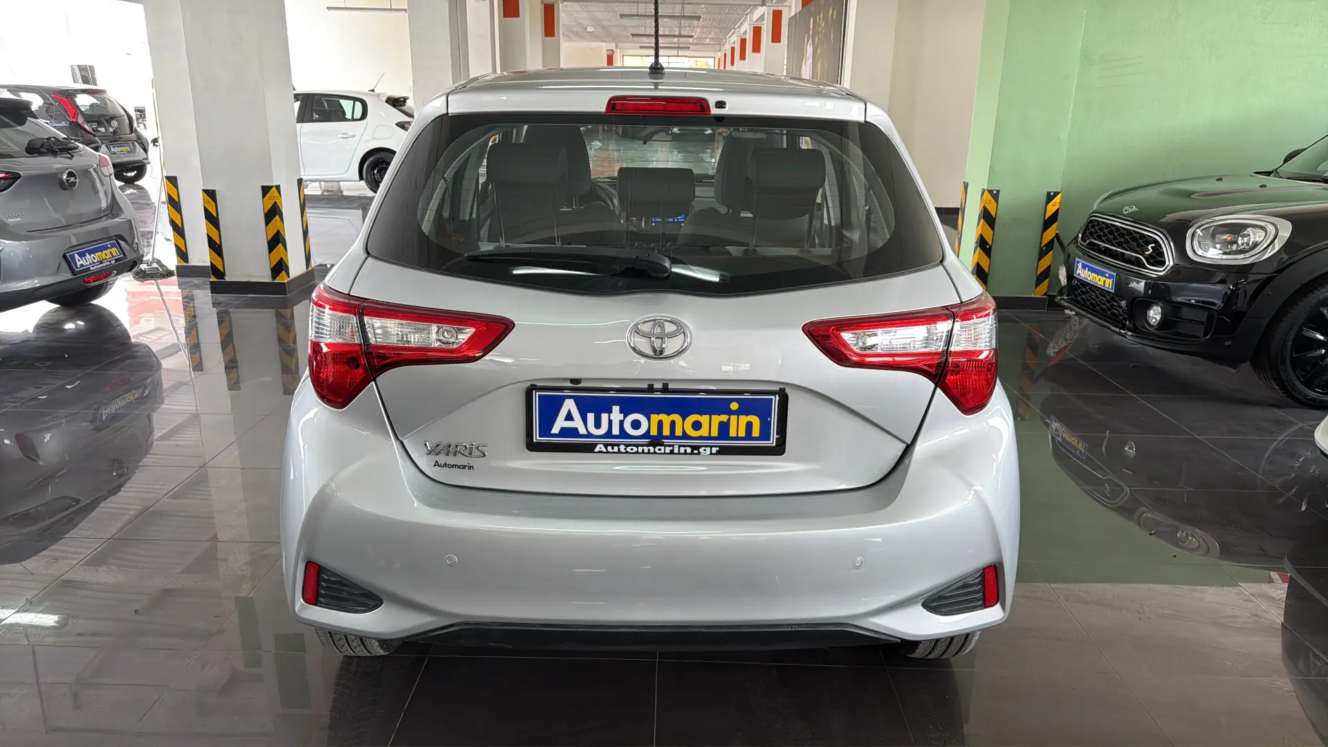 View 5 - Toyota Yaris - 2020