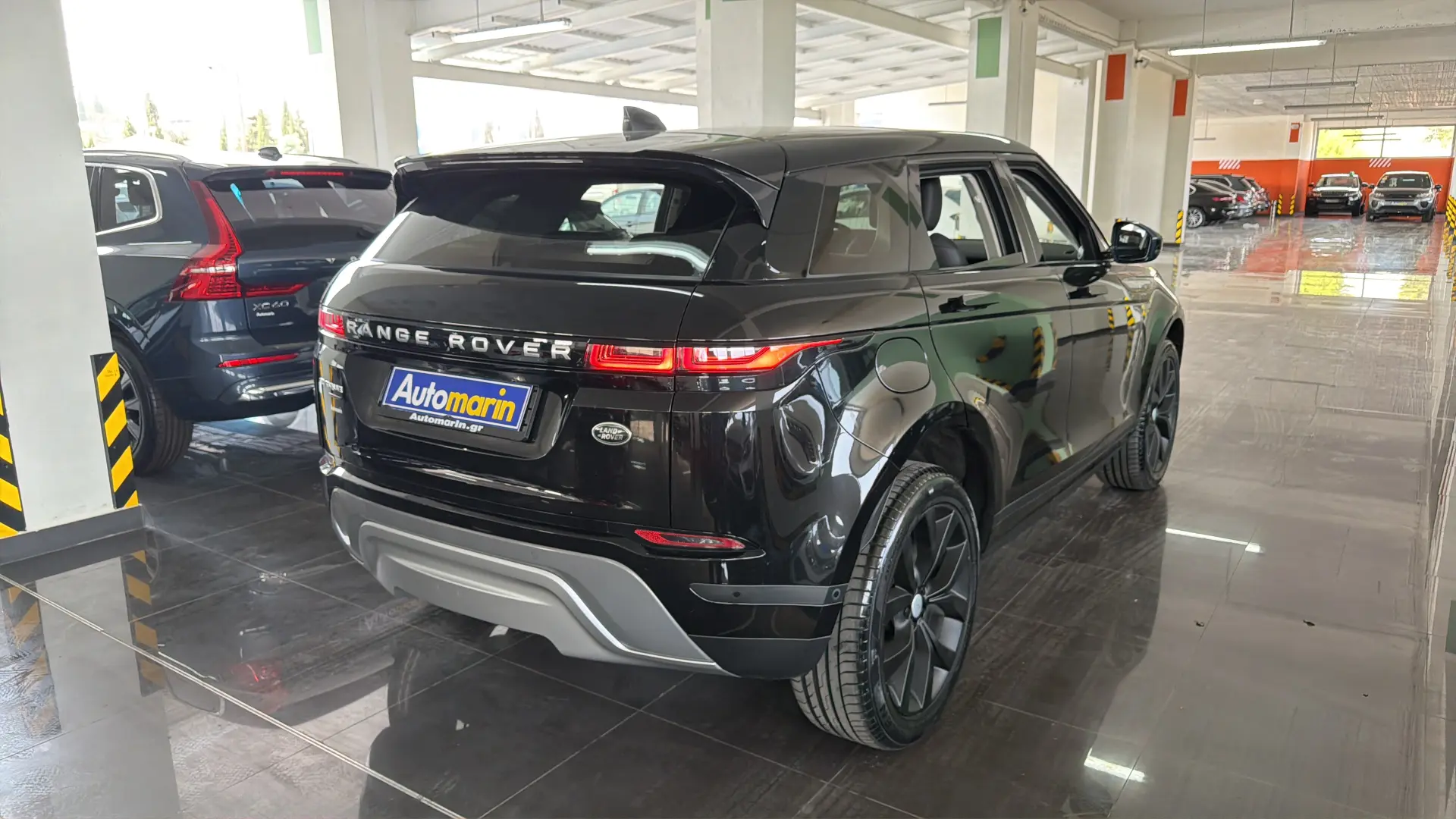 View 4 - Land Rover Range Rover Evoque - 2020