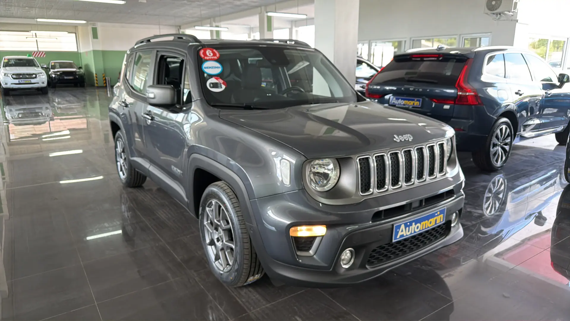 View 3 - Jeep Renegade - 2021