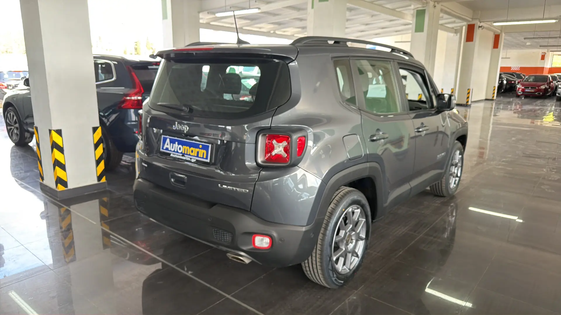 View 4 - Jeep Renegade - 2021