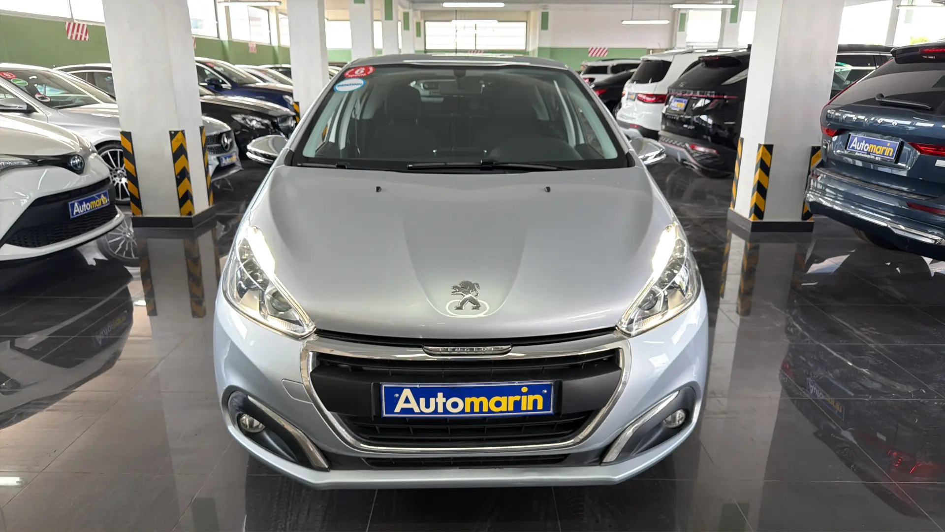 View 2 - Peugeot 208 - 2017