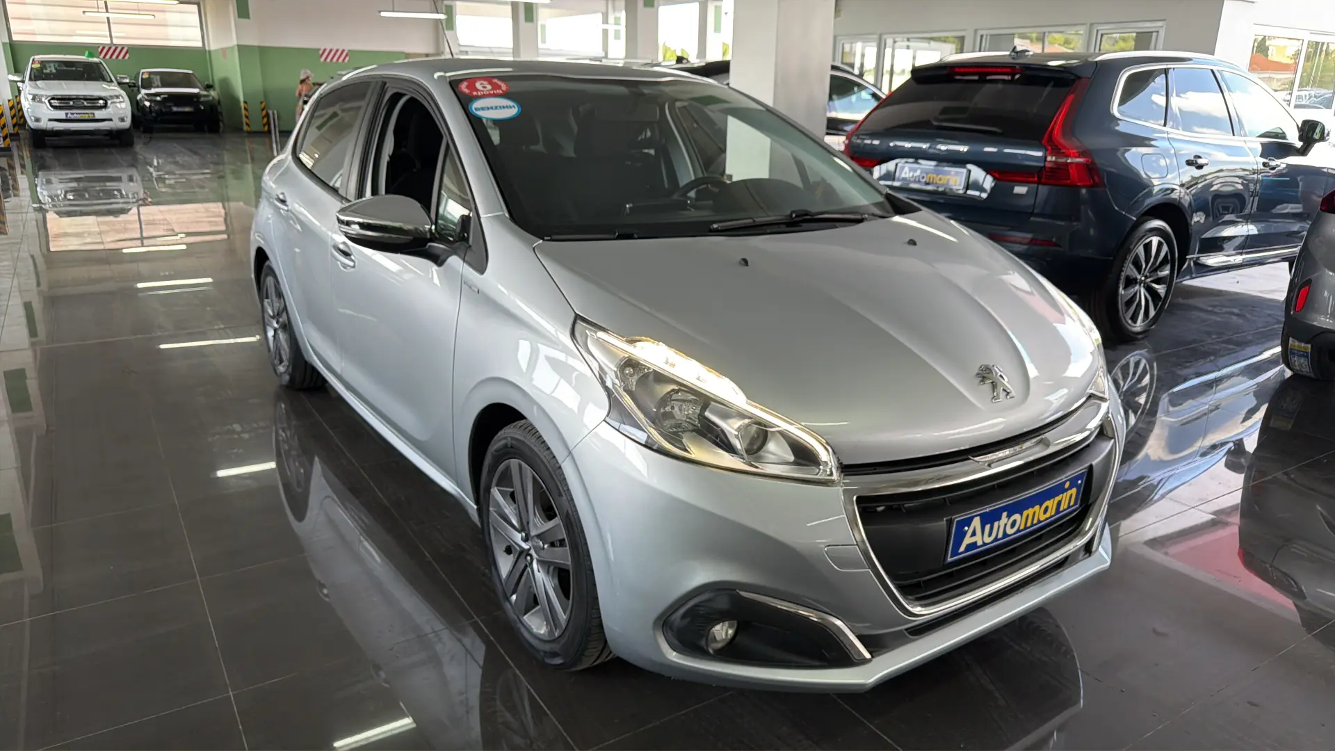 View 3 - Peugeot 208 - 2017