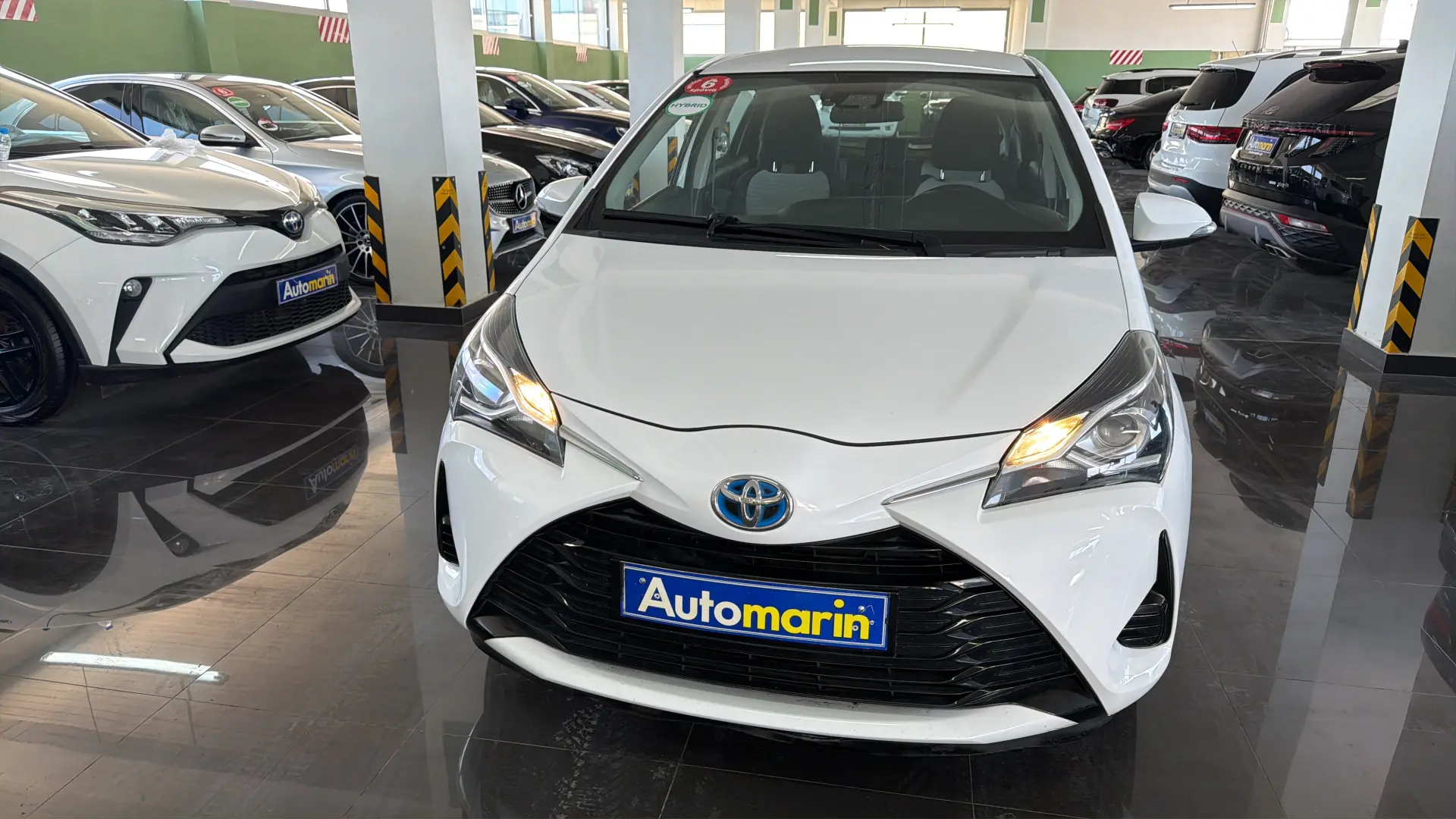 View 2 - Toyota Yaris - 2018