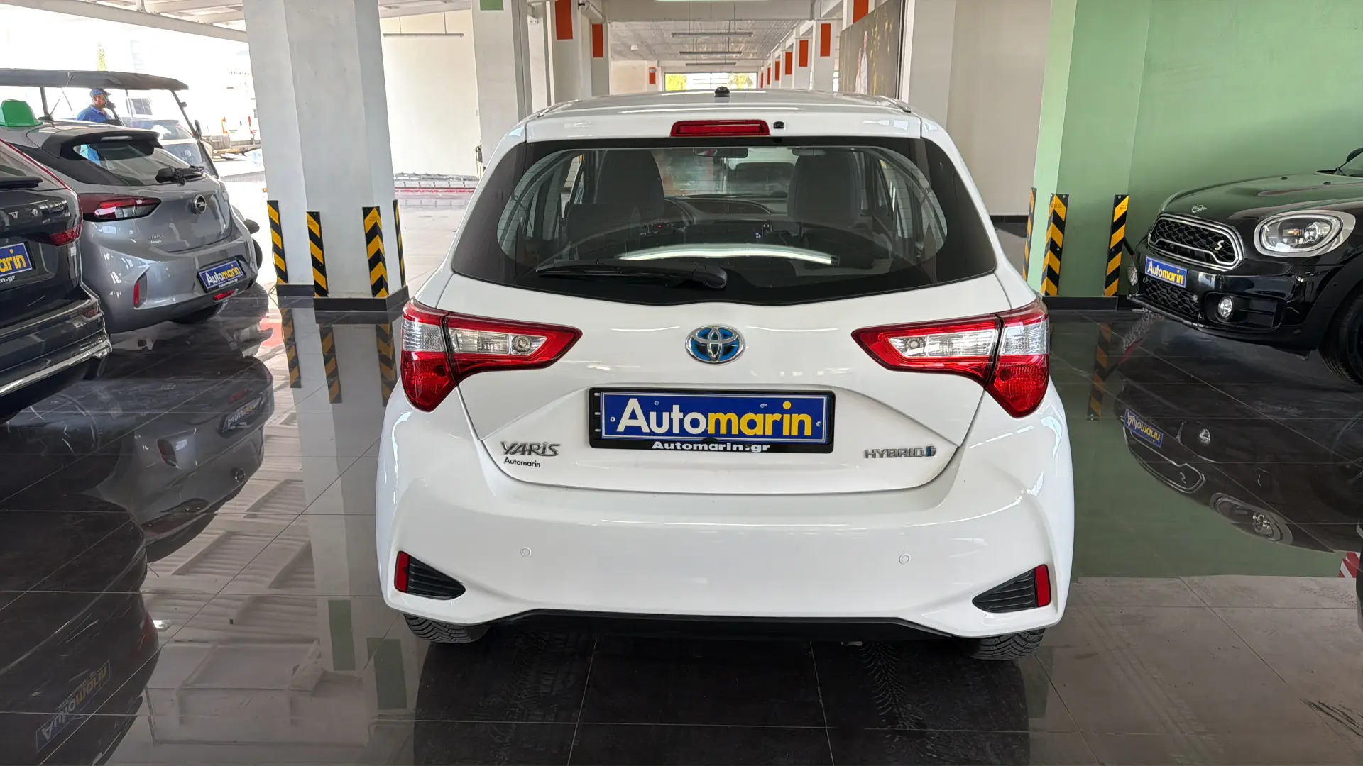 View 5 - Toyota Yaris - 2018