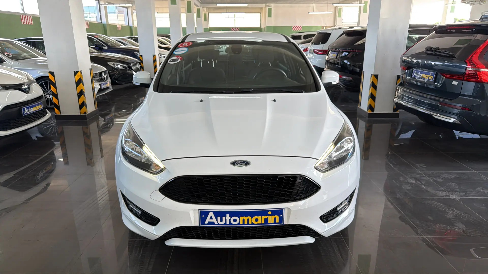 View 2 - Ford Focus - 2018