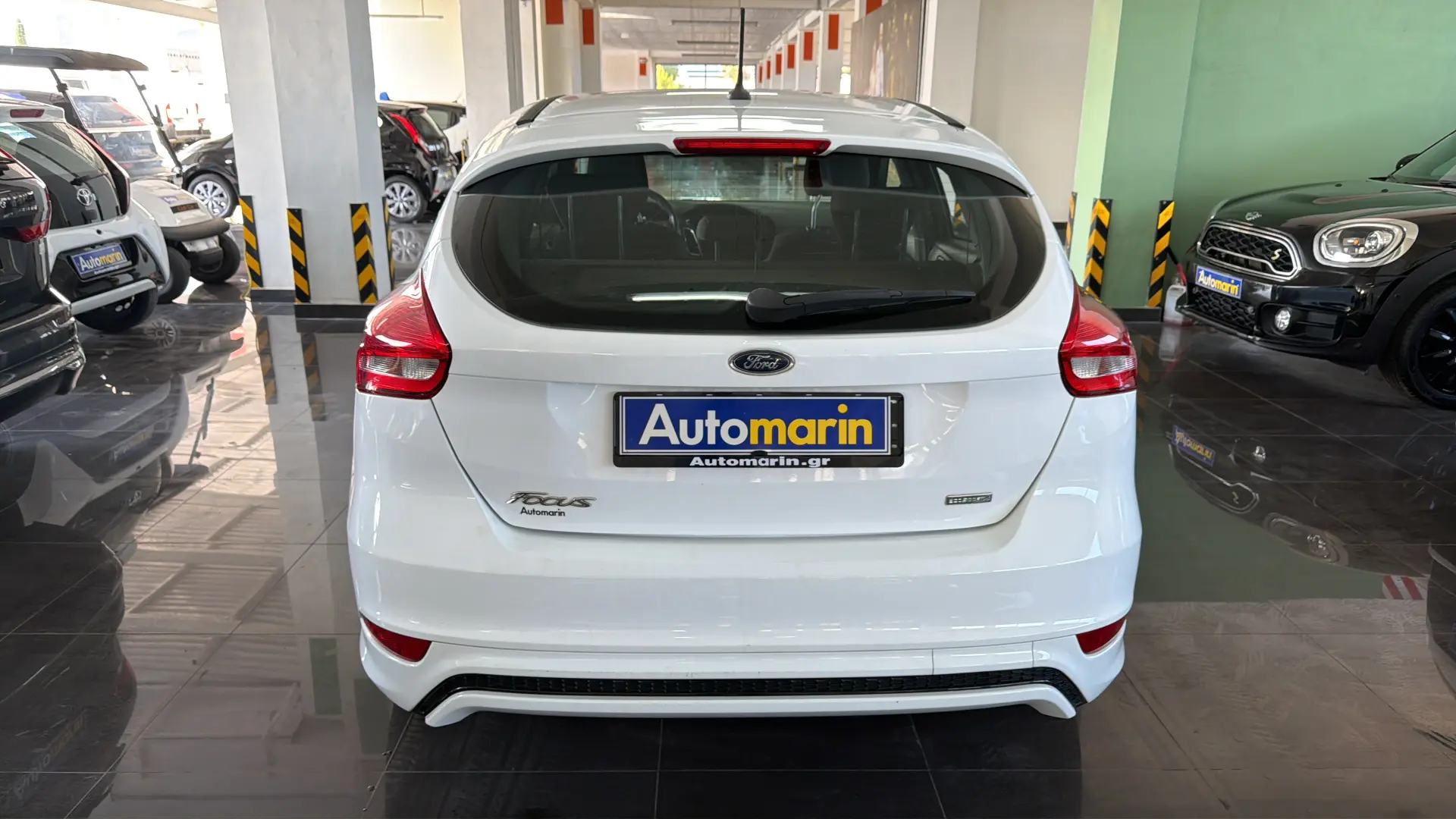 View 5 - Ford Focus - 2018