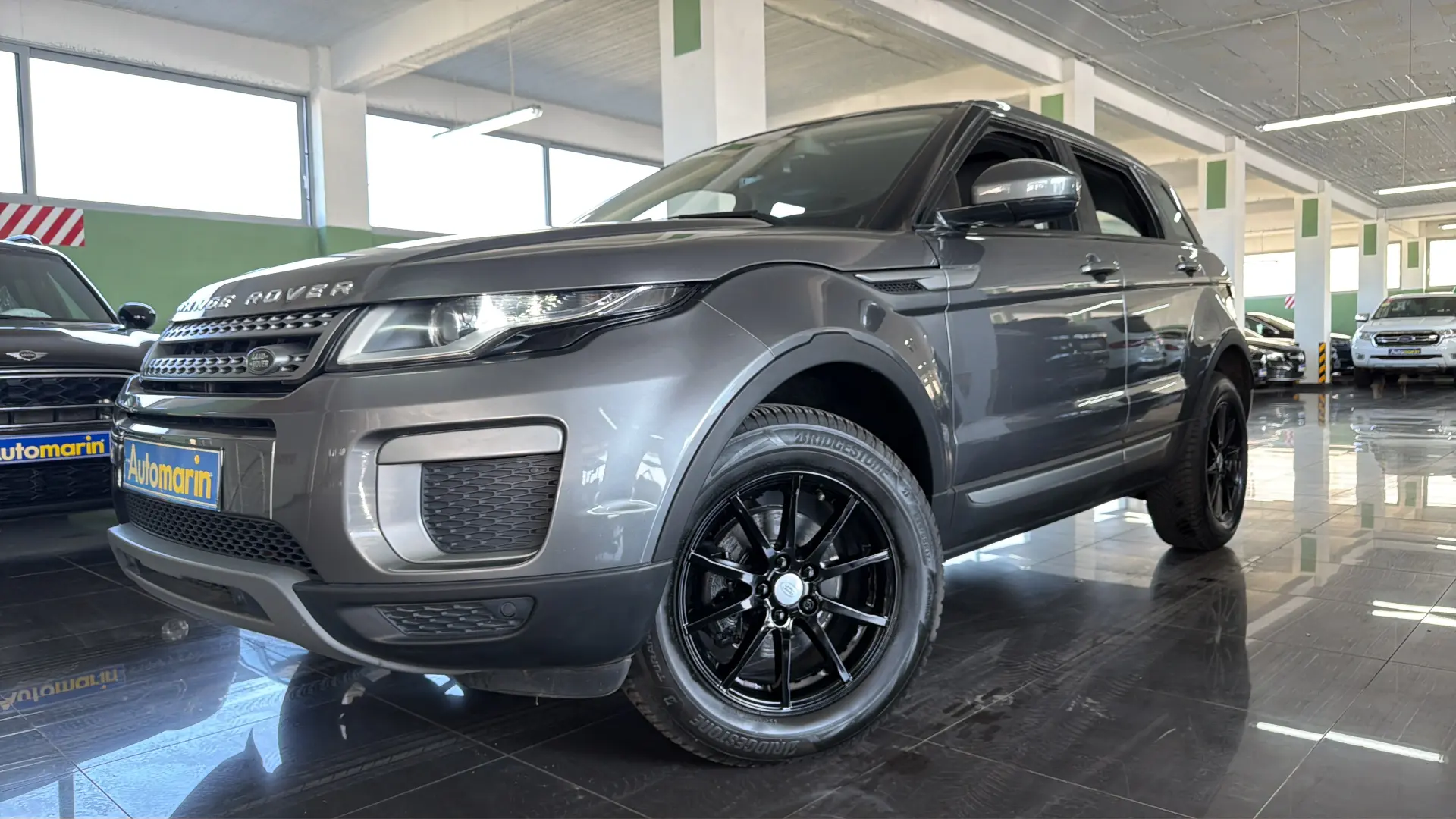 View 1 - Land Rover Range Rover Evoque - 2017