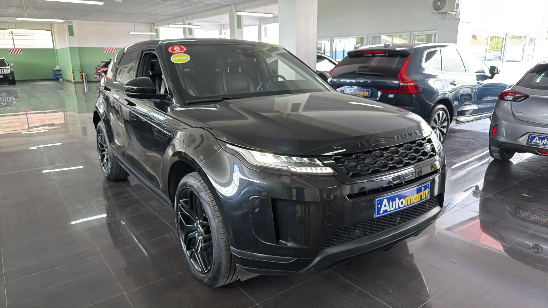 View 3 - Land Rover Range Rover Evoque - 2020