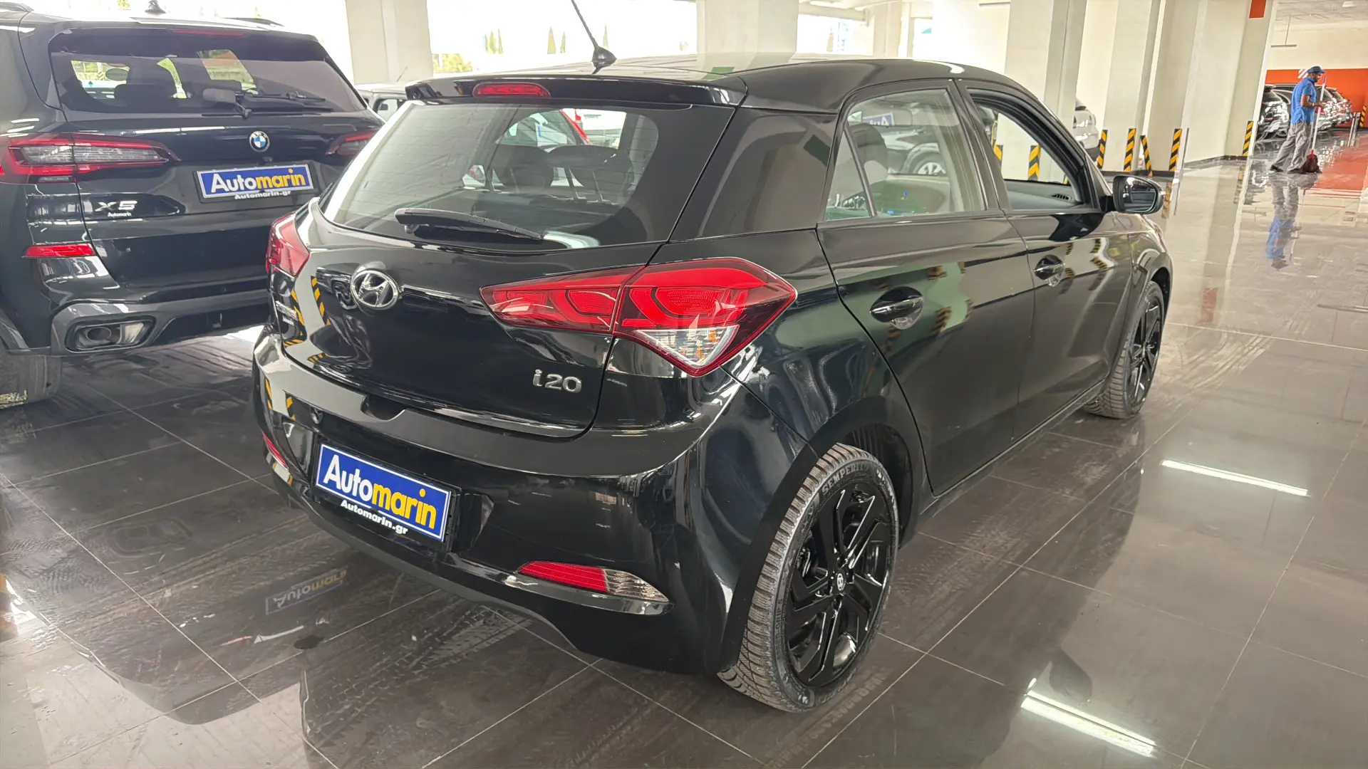 View 4 - Hyundai i 20 - 2018