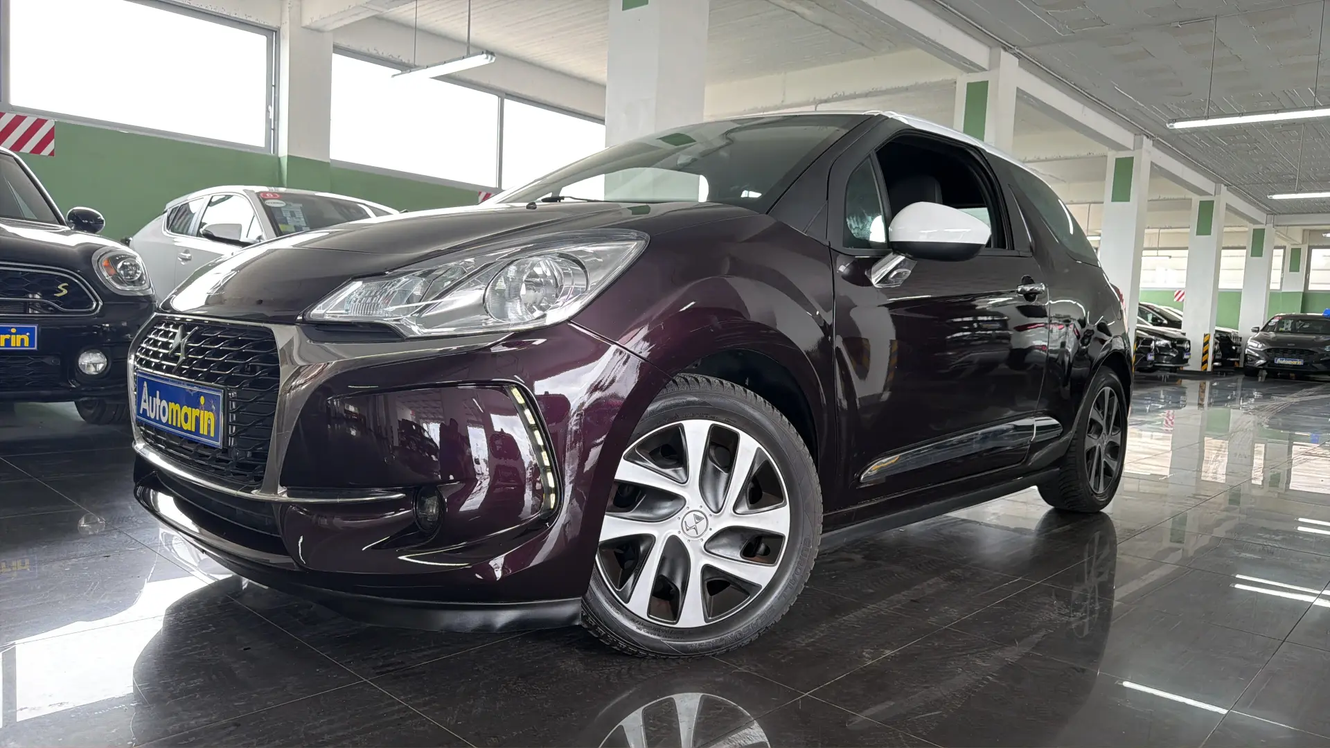 View 1 - DS DS3 - 2016