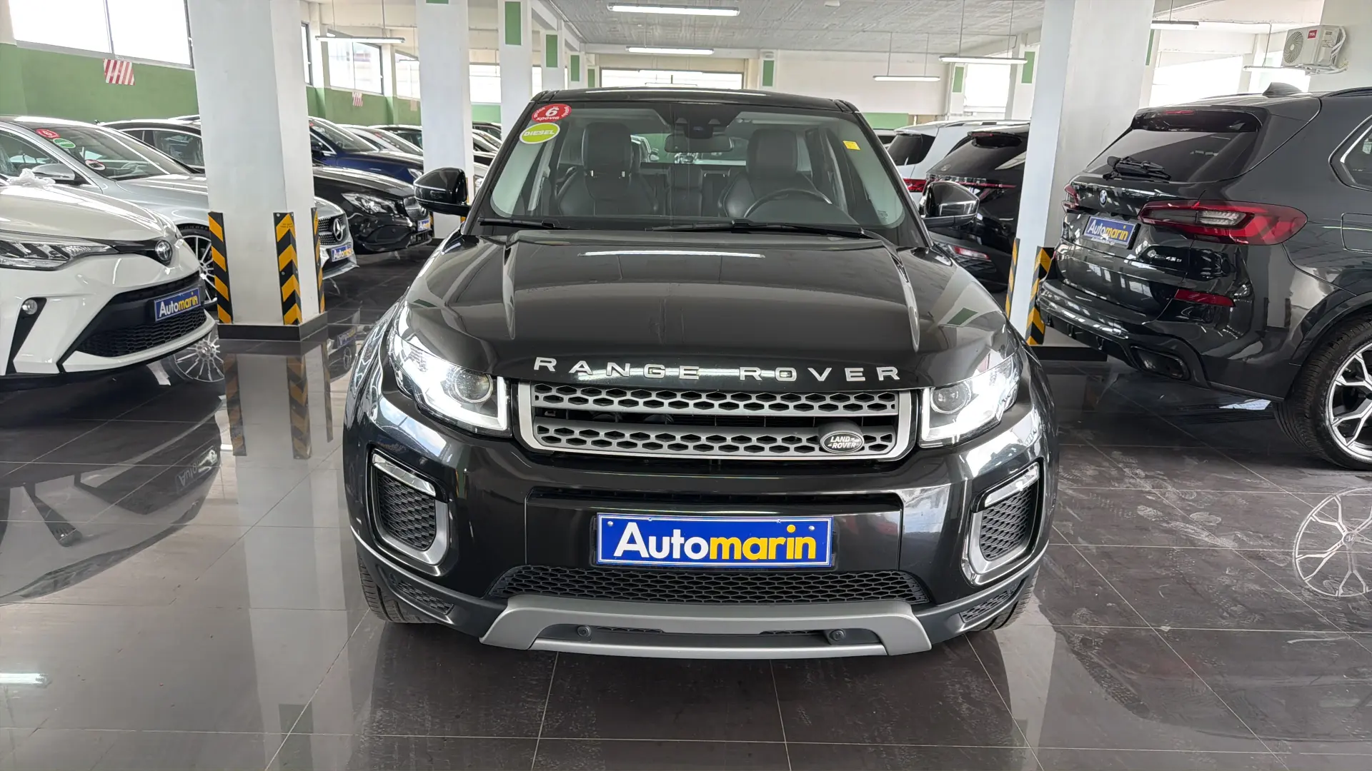View 2 - Land Rover Range Rover Evoque - 2017