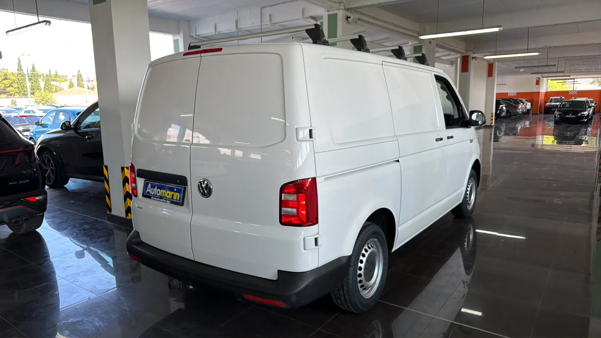 View 4 - Volkswagen T6 - 2018