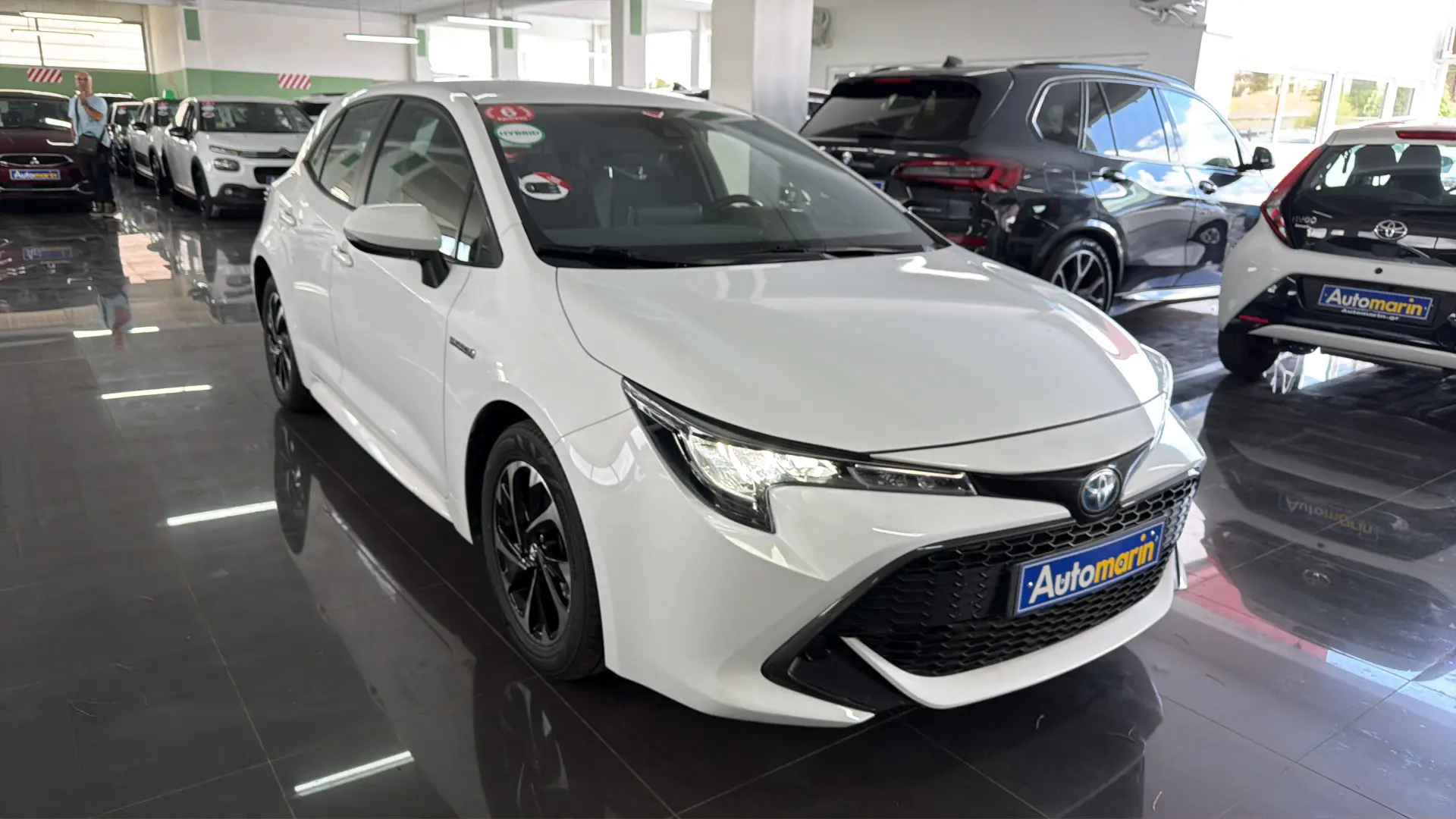 View 3 - Toyota Corolla - 2022