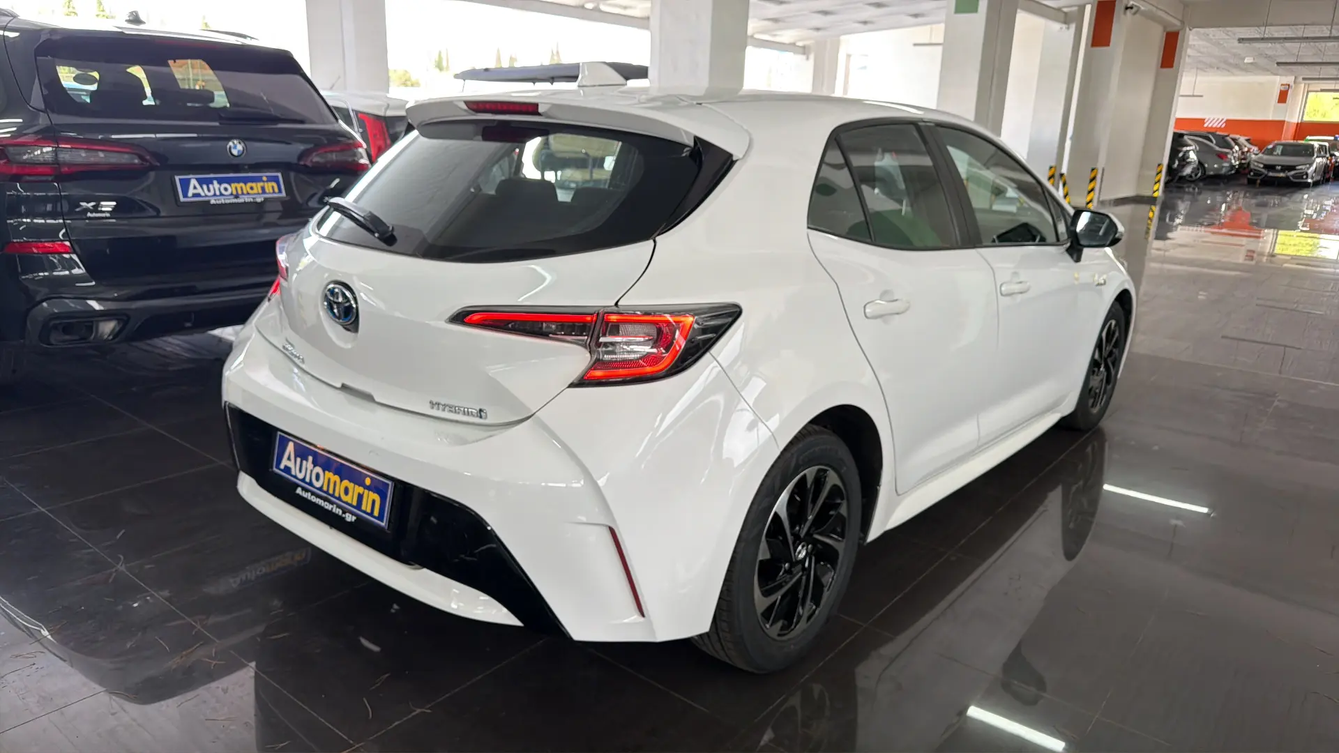 View 4 - Toyota Corolla - 2022