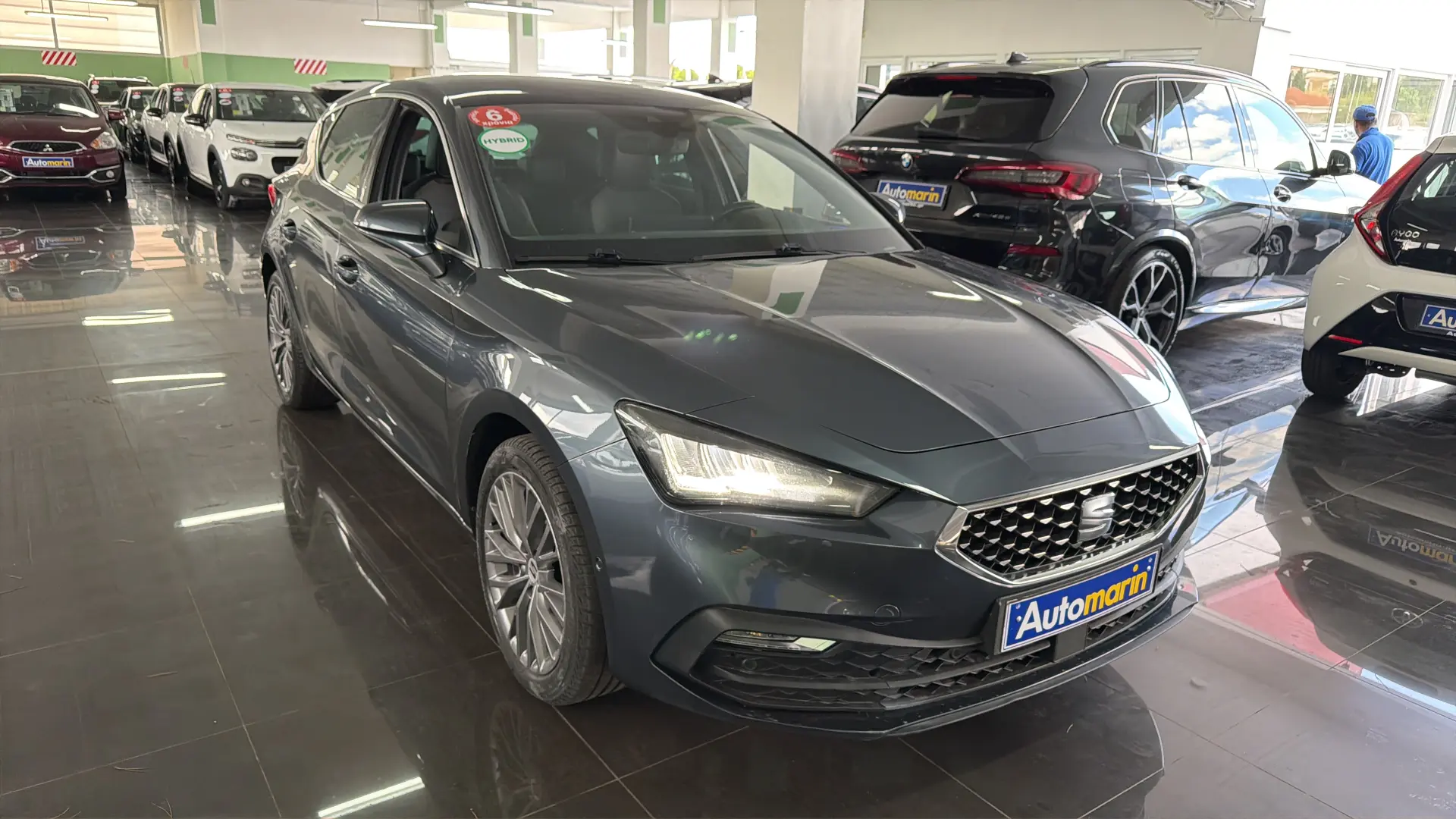 View 3 - Seat Leon - 2021